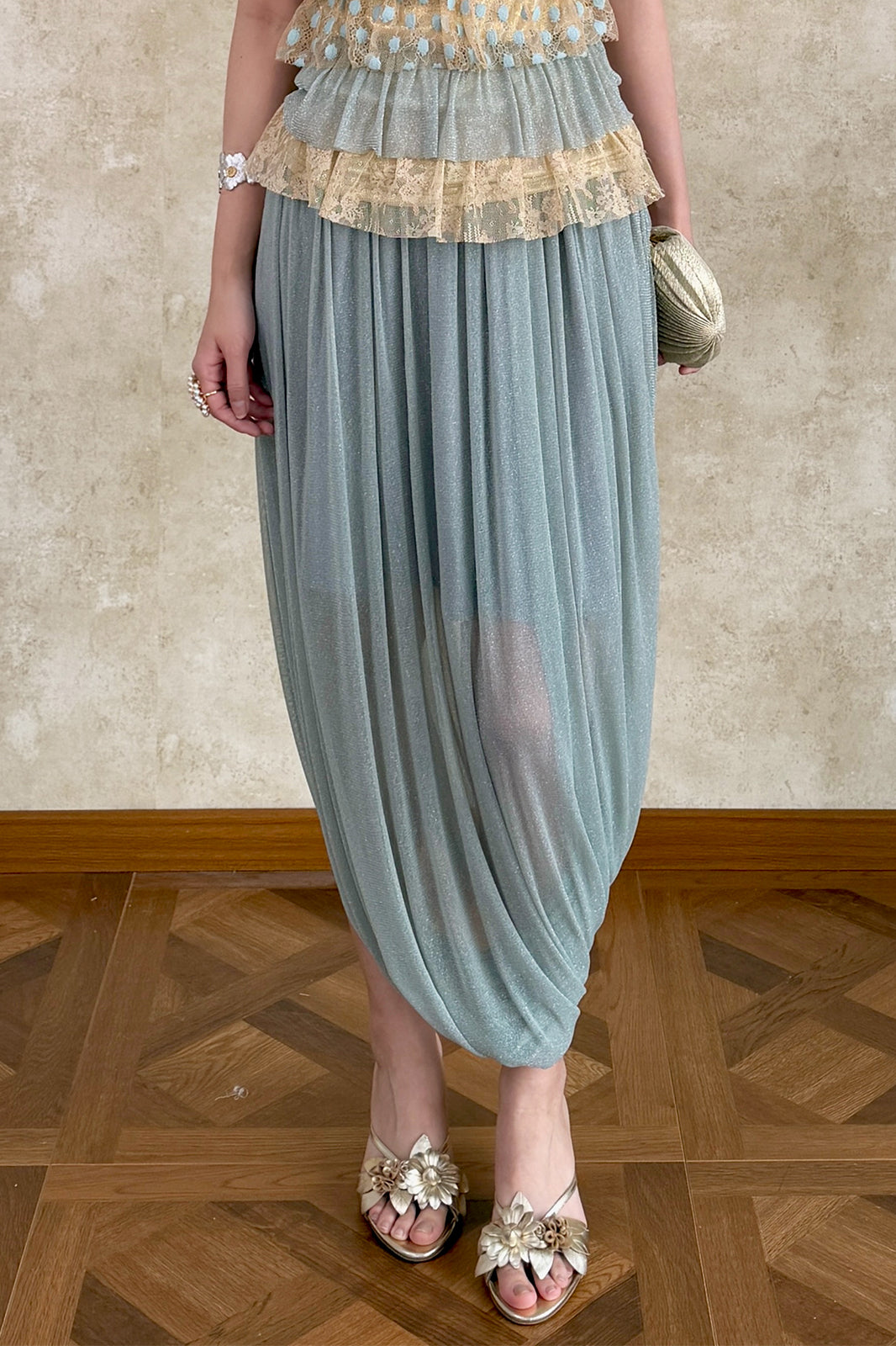 ANNIE ARMOR Tiered Ruffle Lace Top & Pleated Maxi Skirt Set