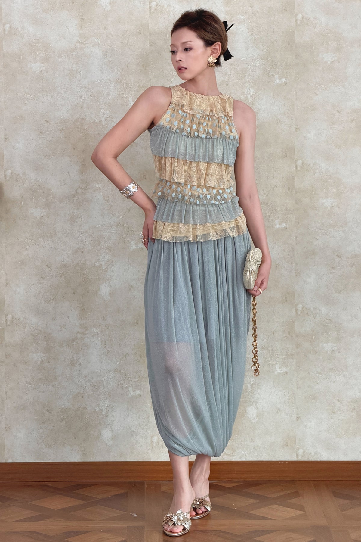ANNIE ARMOR Tiered Ruffle Lace Top & Pleated Maxi Skirt Set