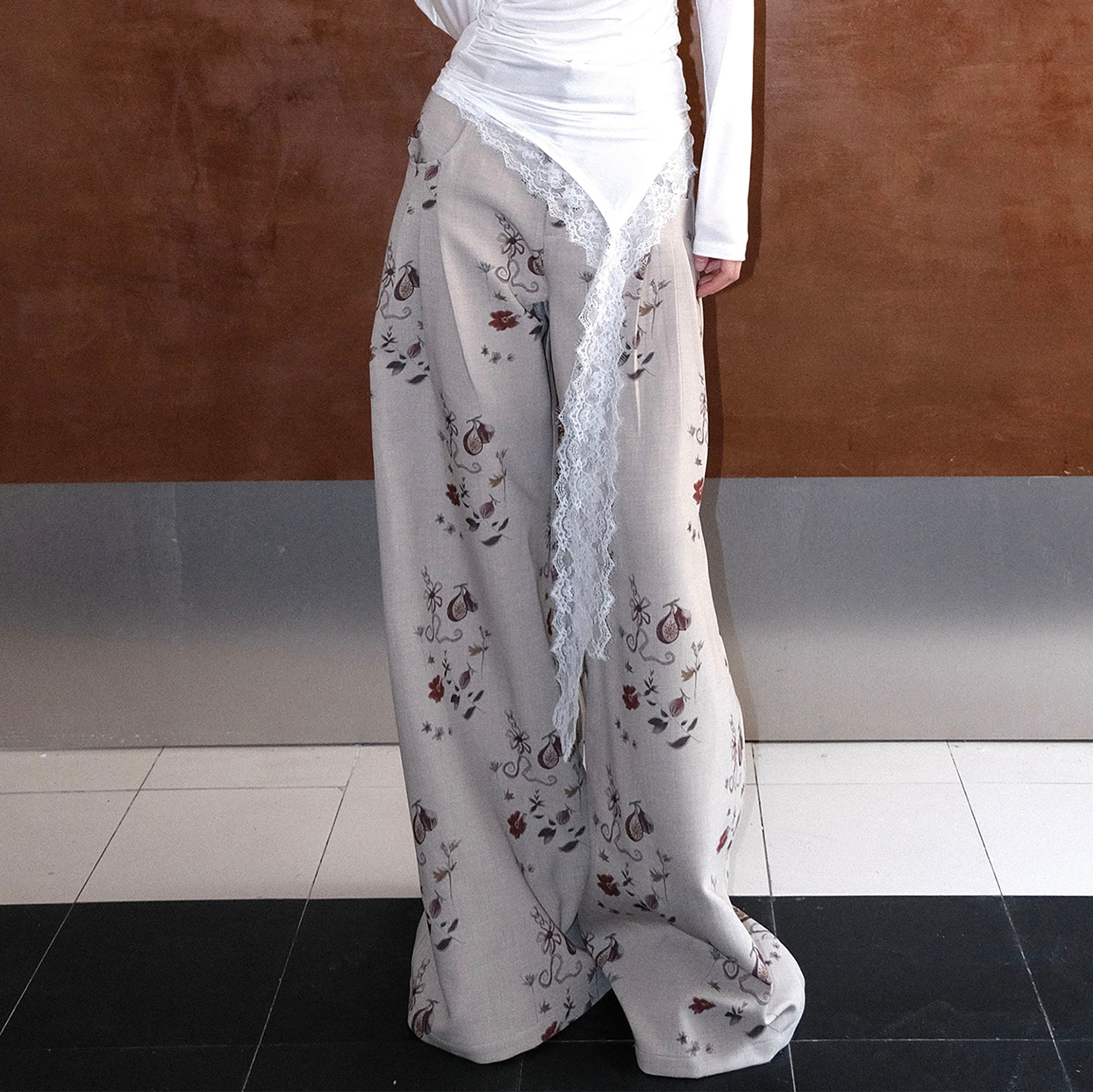 WHYNOTDANCE Full-Print Pleats Wide-Leg Trousers