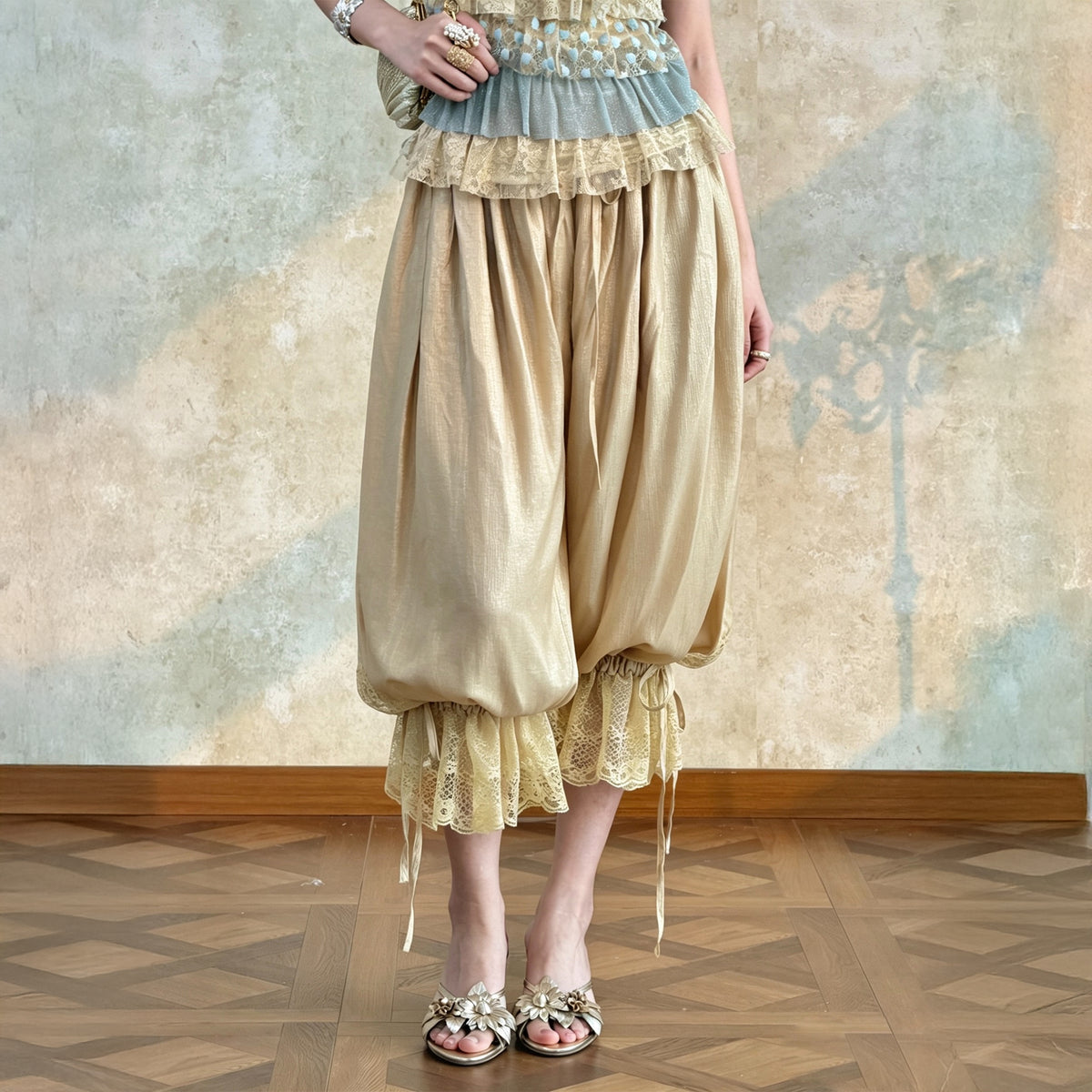 ANNIE ARMOR Lace-Trim Drawstring Balloon Pants