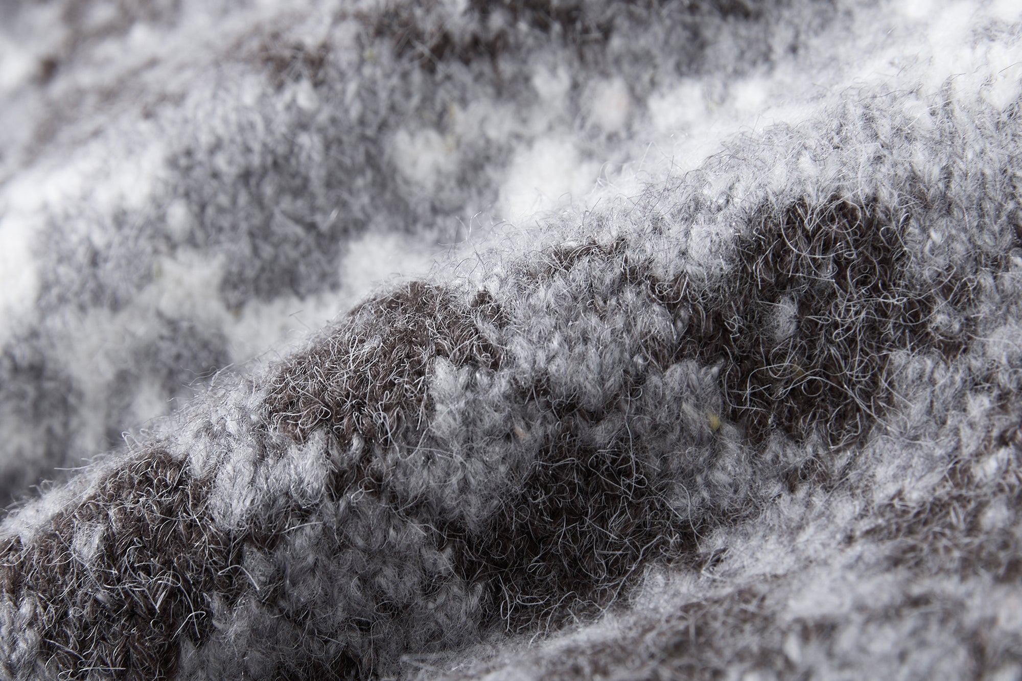 SAME FLOW Raw Edge Jacquard Wool-Blend Beanie