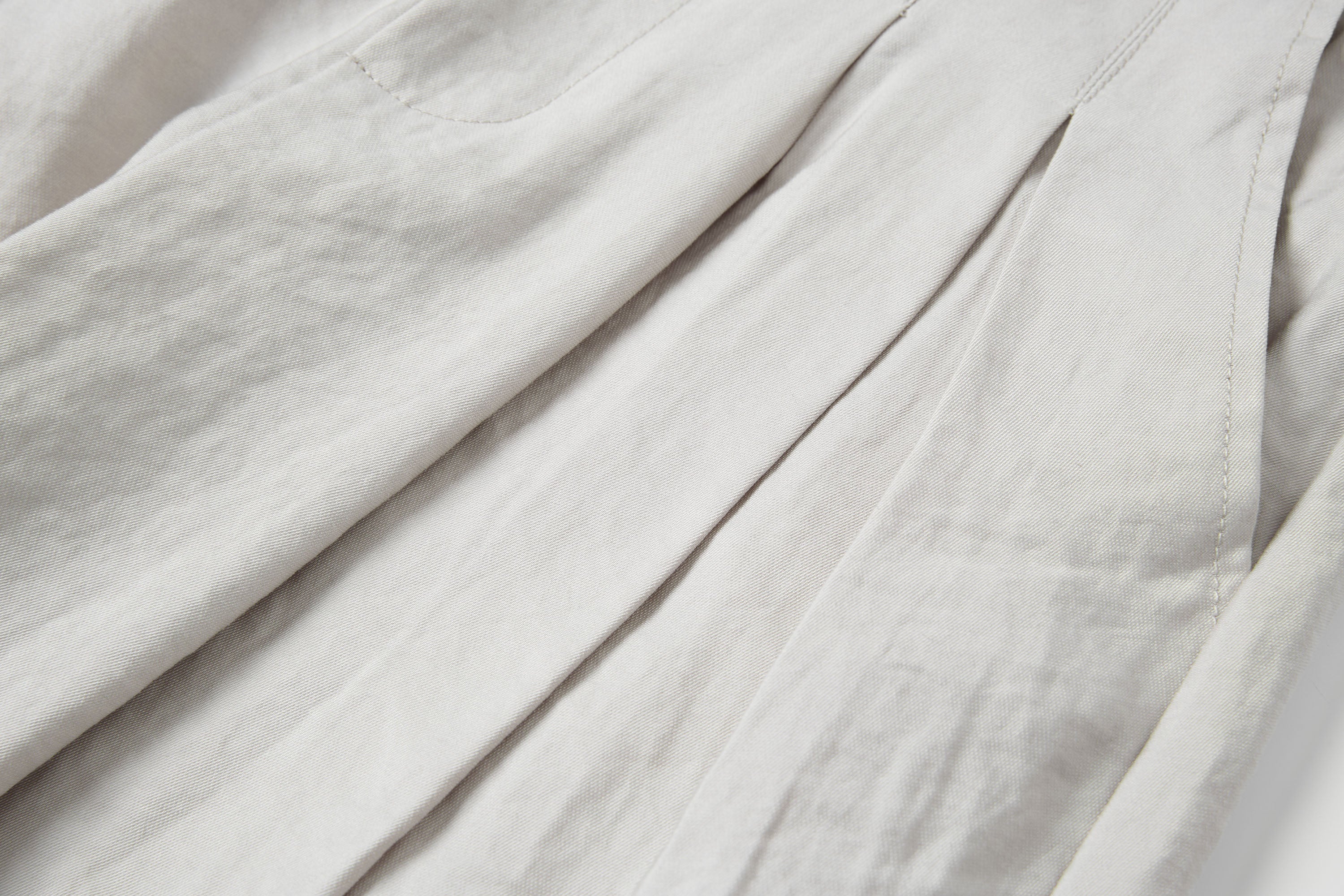 SAME FLOW Belted Pleated Oversized Barrel Pants