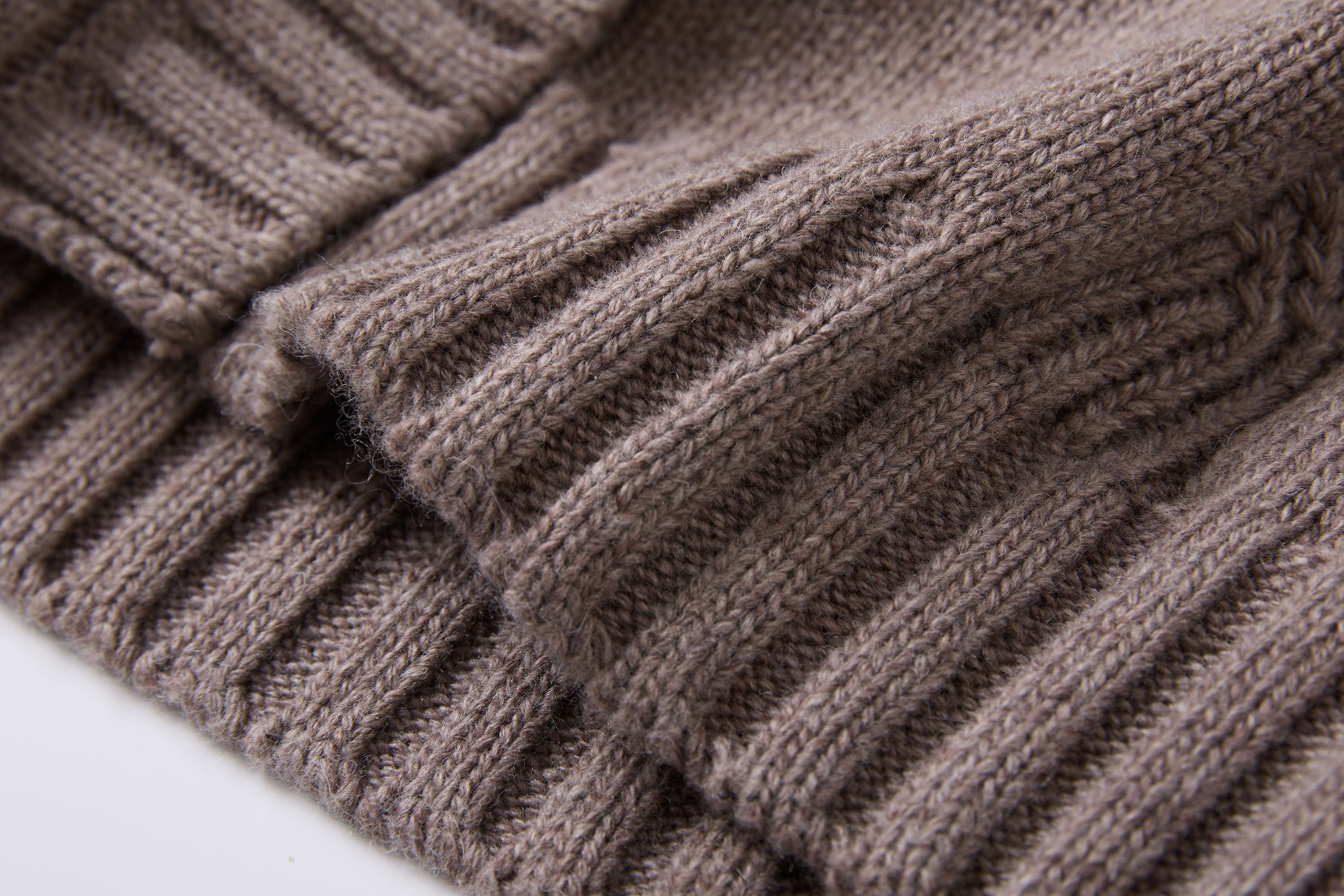 SAME FLOW Argyle Embroidered Shawl-Collar Cardigan