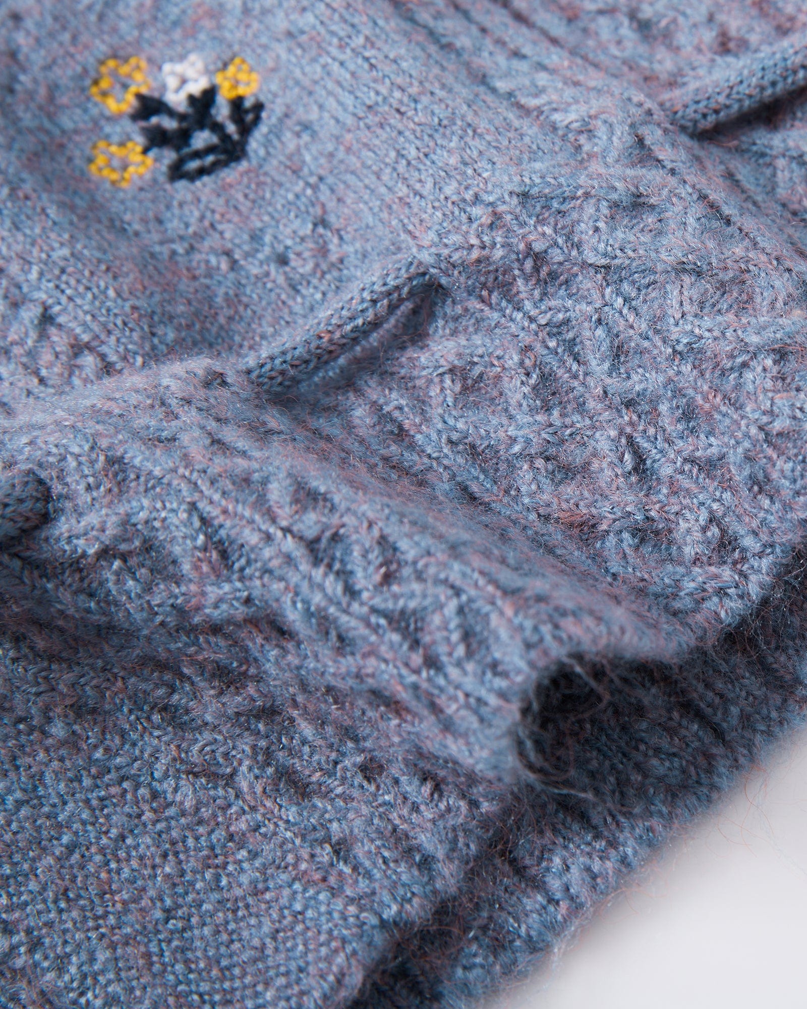 SAME FLOW Drawstring Flower Embroidery Sweater