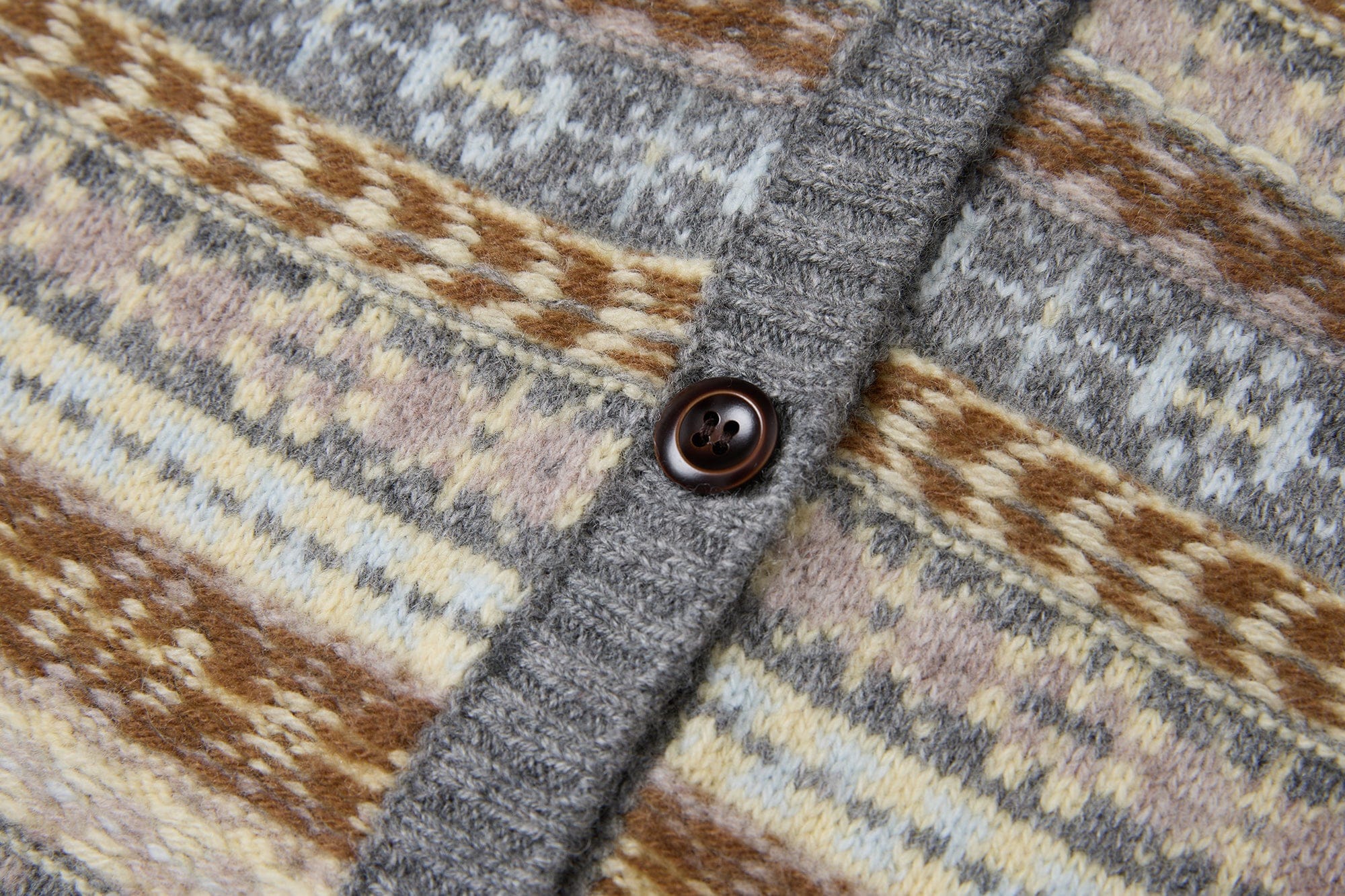 SAME FLOW Wool Fair Isle Knit Cardigan