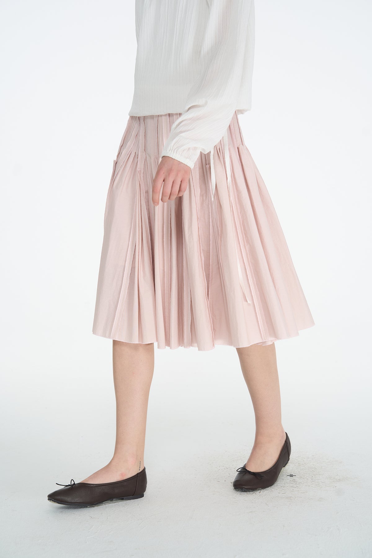 HSUSE Sculpted Pleat Flared Skirt