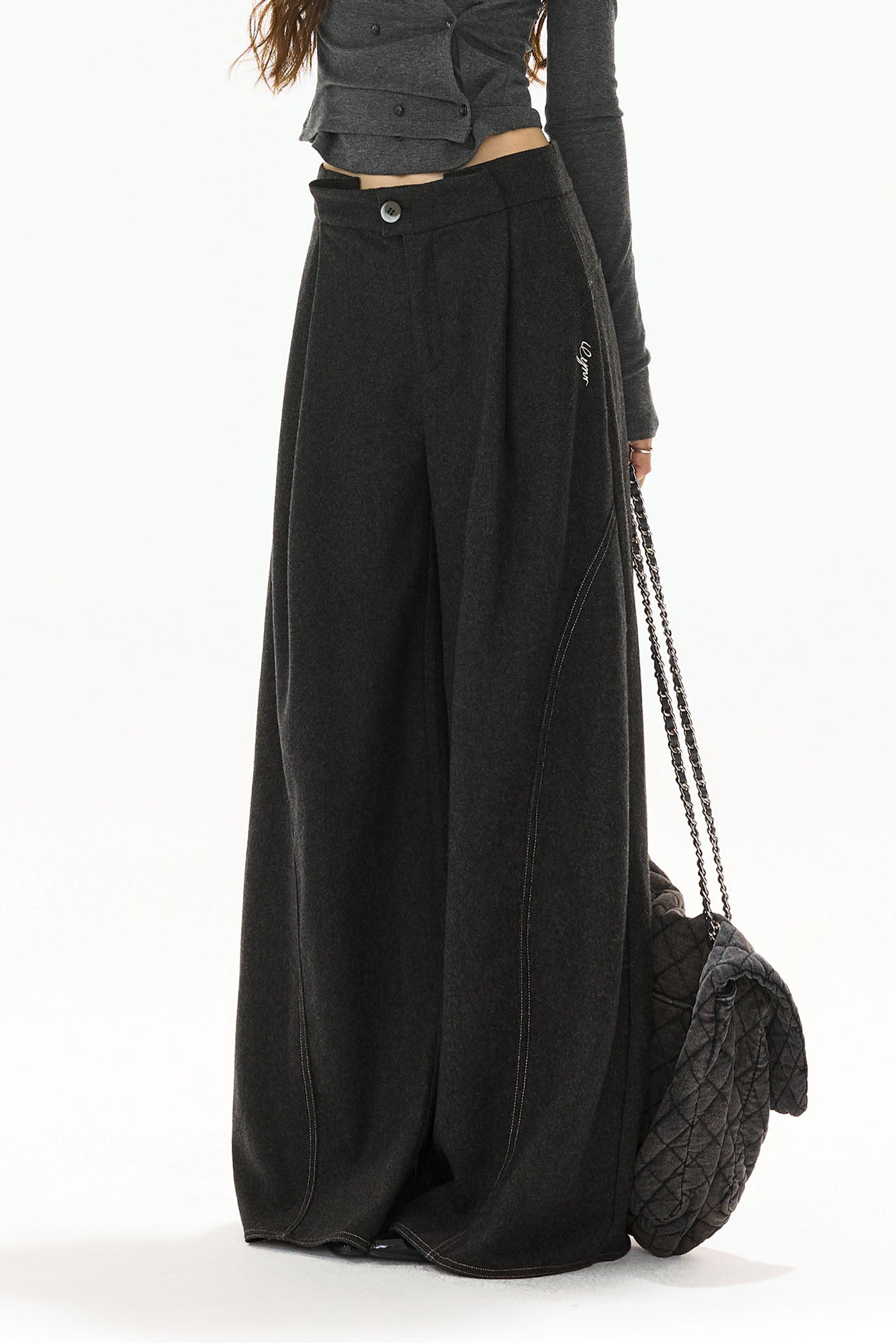 CYGNENOYR Curved Panel Stitch Wide-Leg Pants
