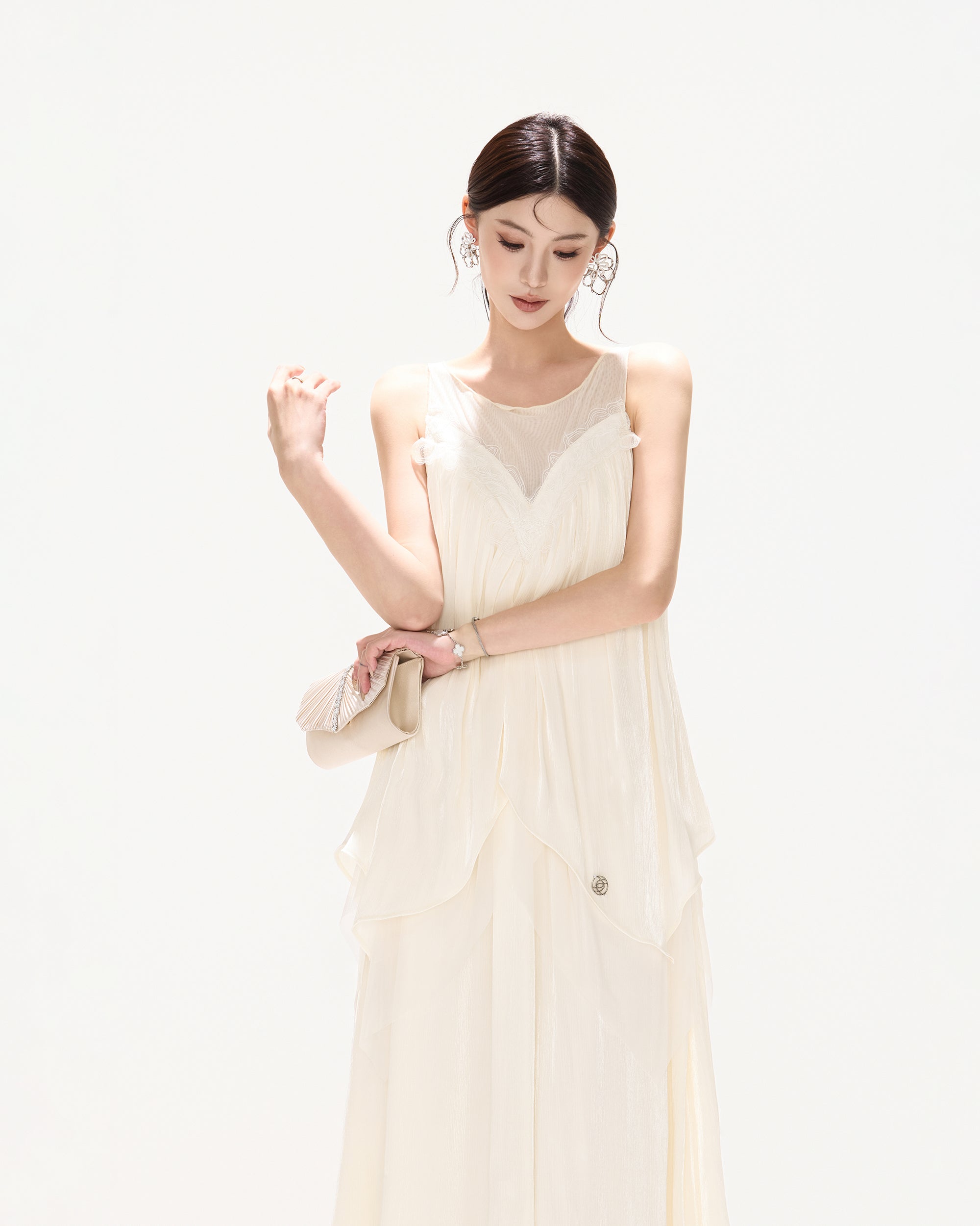 CYNR Layered Mesh-Spliced Sleeveless Maxi Dress