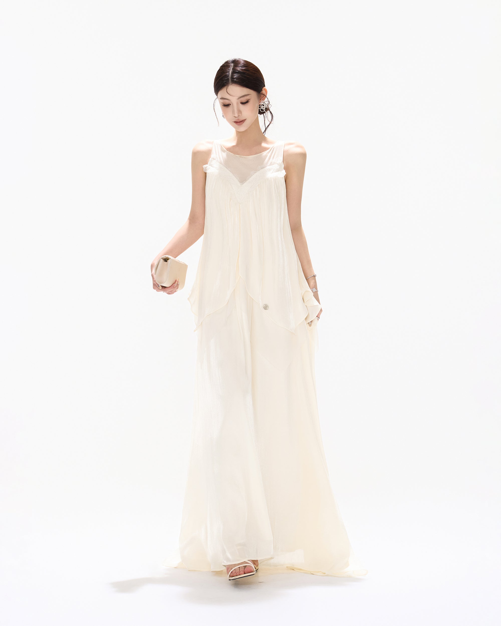 CYNR Layered Mesh-Spliced Sleeveless Maxi Dress