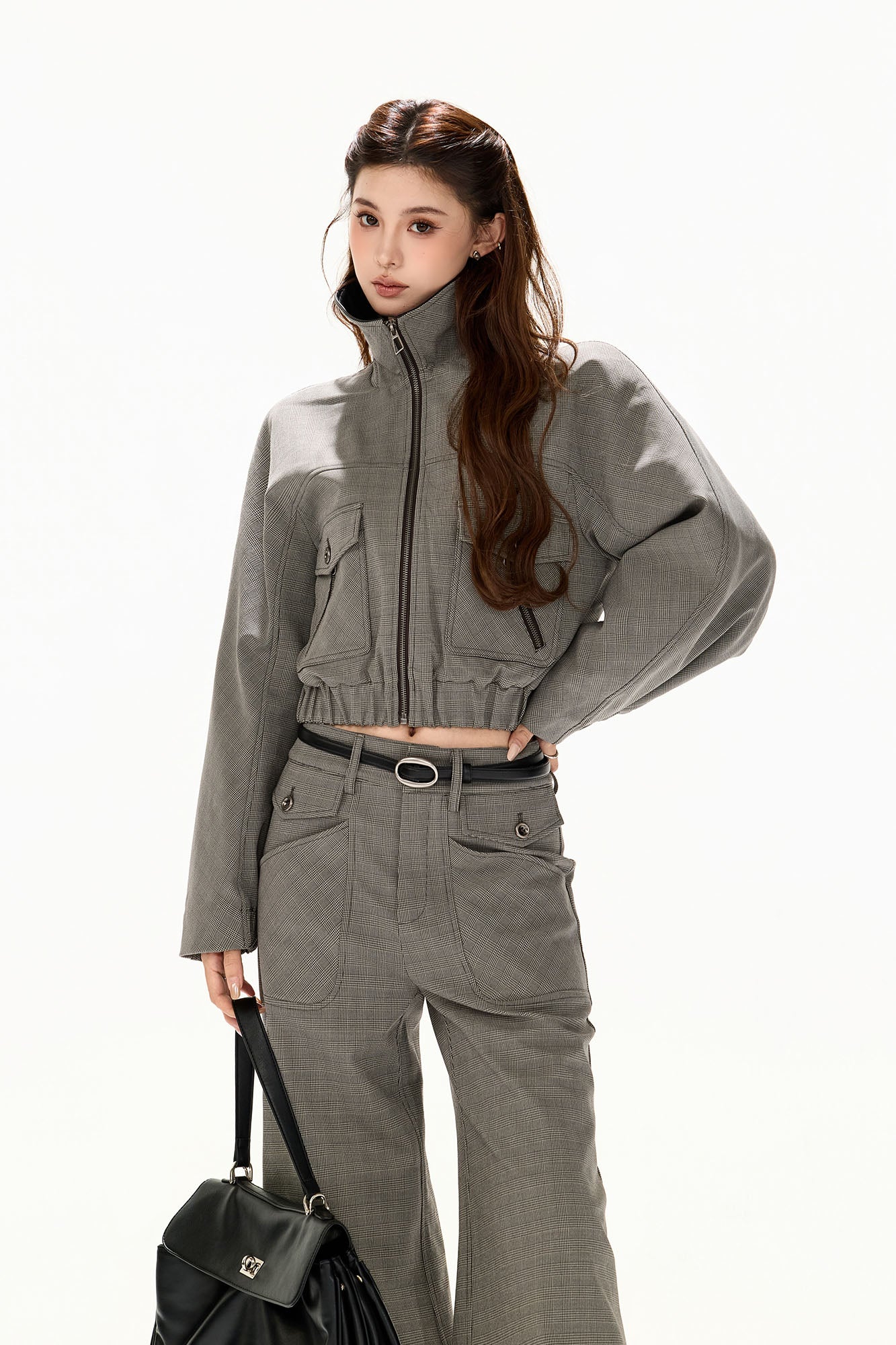 CYGNENOYR Retro Plaid Panel Raglan Cropped Jacket