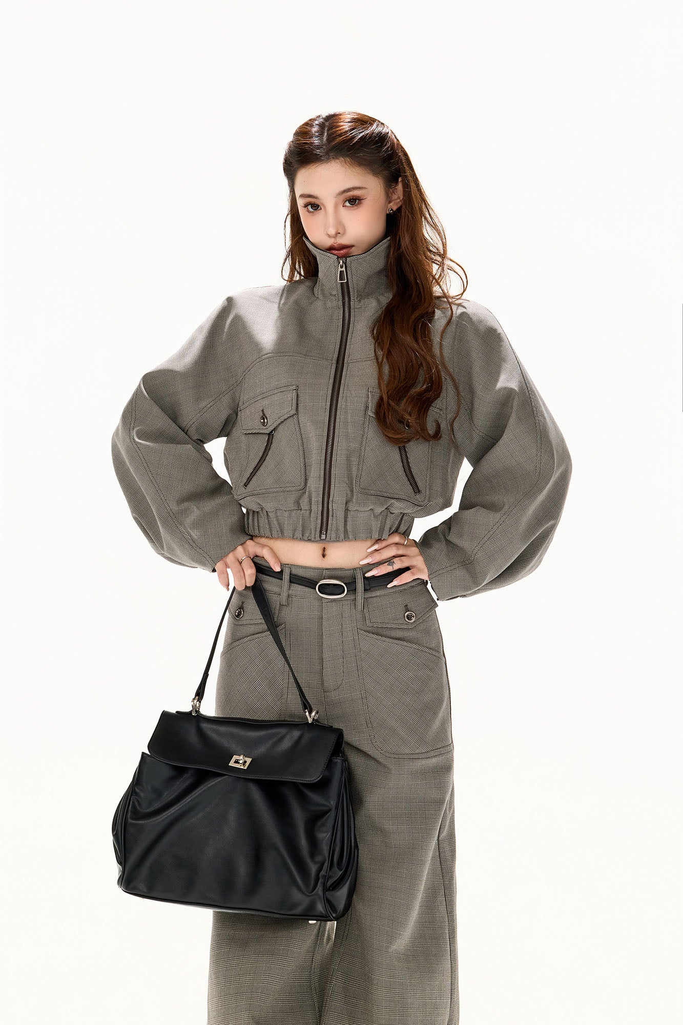 CYGNENOYR Retro Plaid Panel Raglan Cropped Jacket