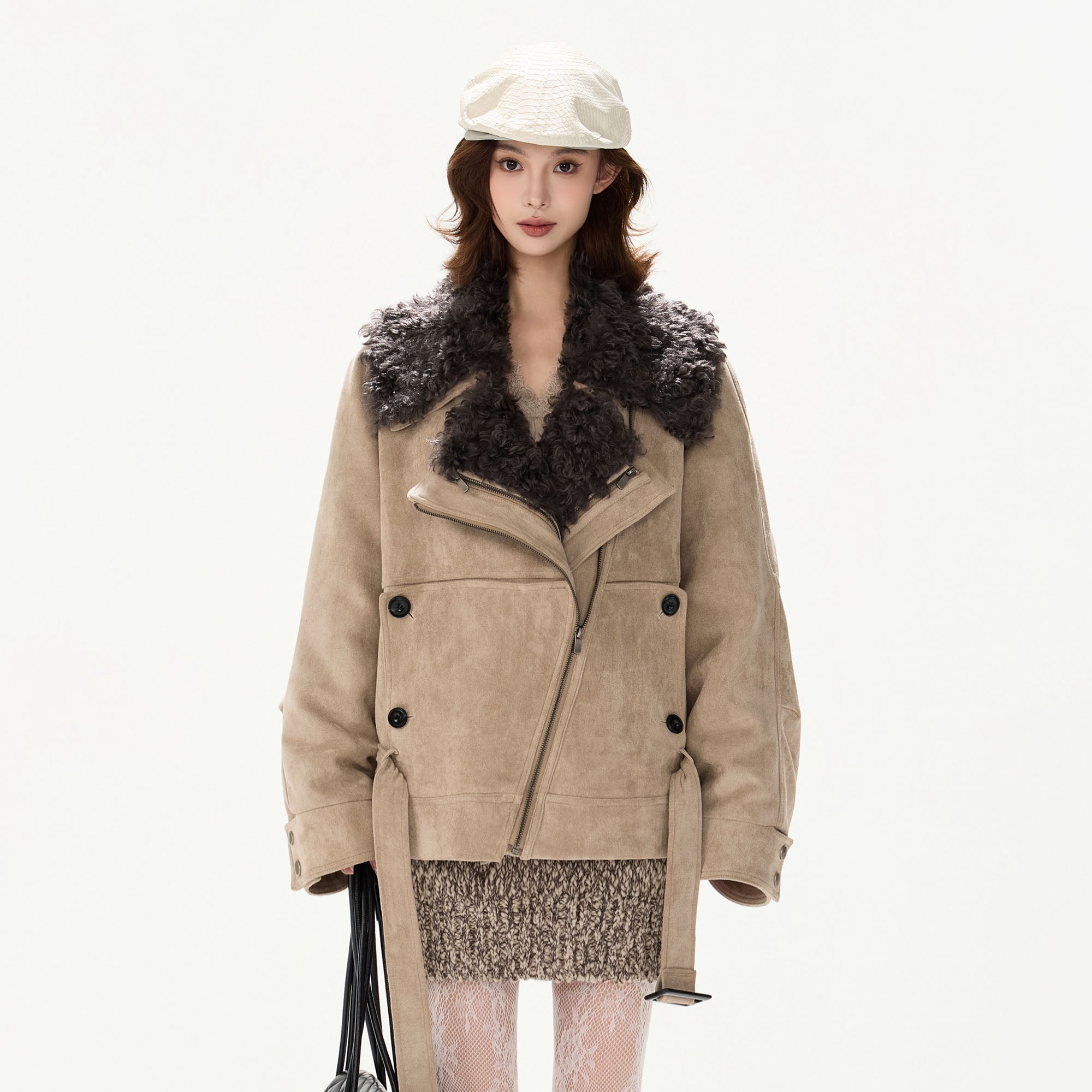CYGNENOYR Reversible Shearling-Splice Faux Suede Jacket