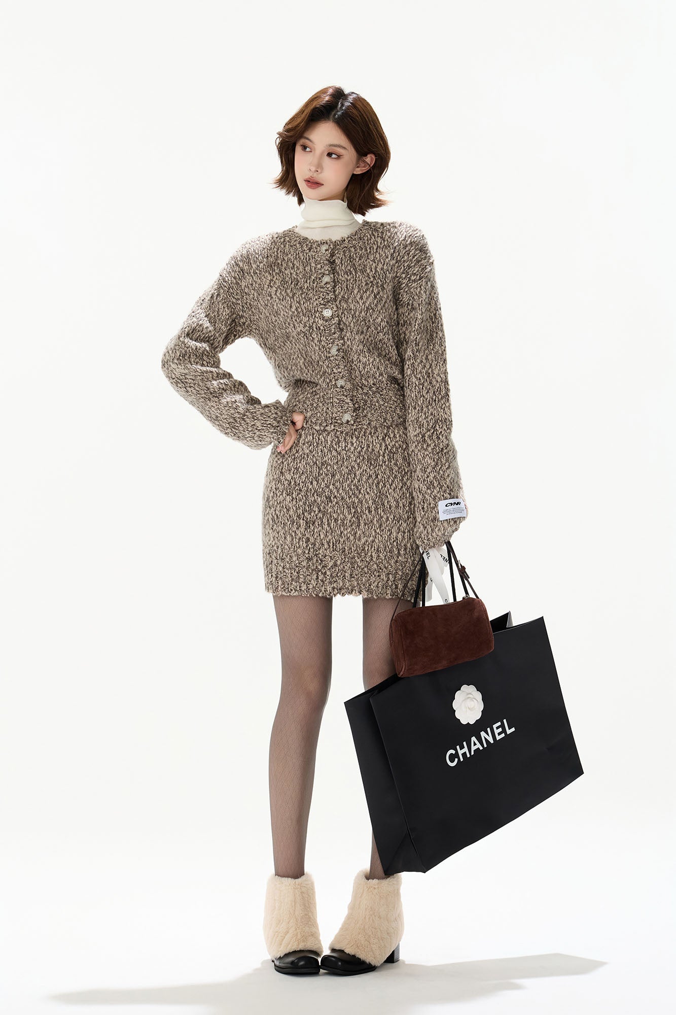 CYGNENOYR Chunky Cable-Knit Mini Skirt Brown