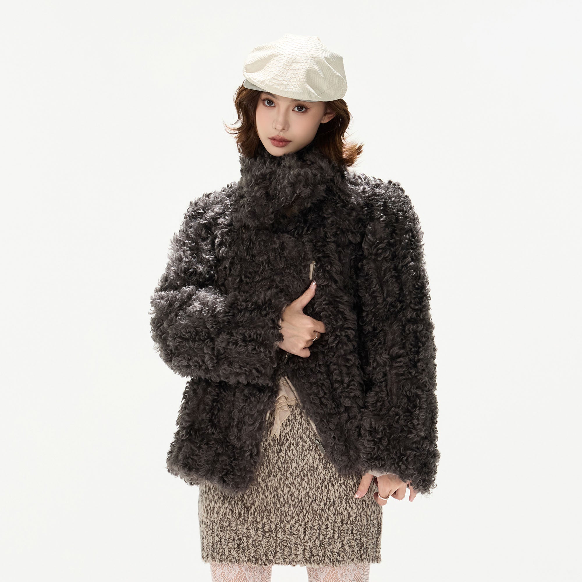 CYGNENOYR Reversible Shearling-Splice Faux Suede Jacket