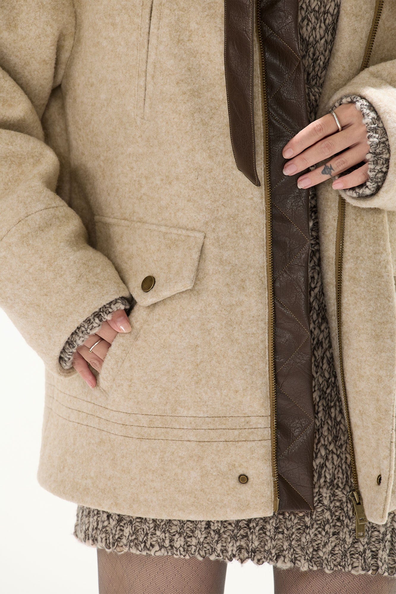 CYNR Contrast Trim Wool-Blend Stitched Jacket