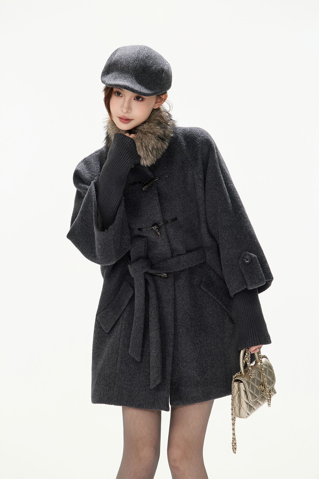 CYGNENOYR Detachable Faux Fur Collar Wool-Blend Toggle Coat