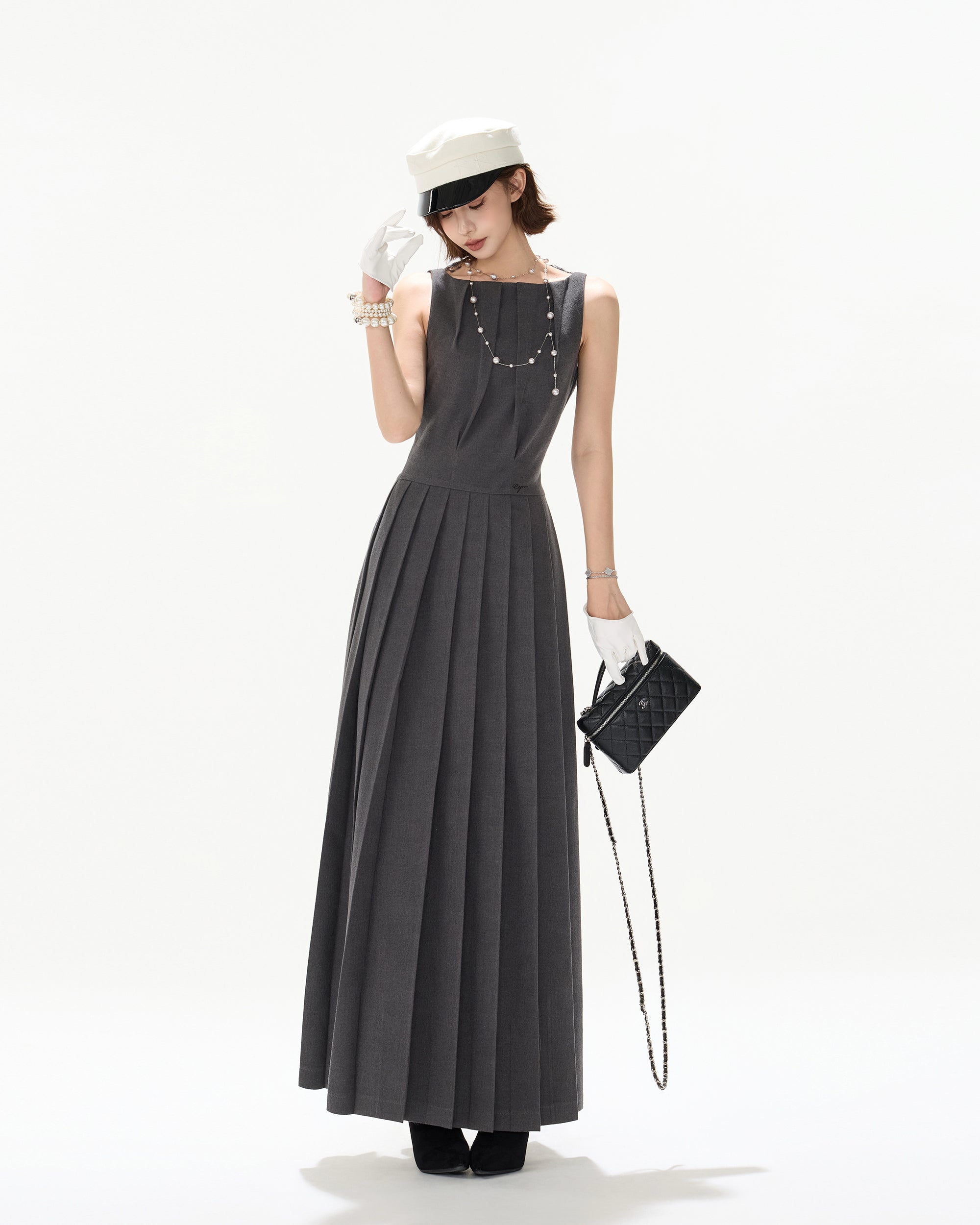 CYGNENOYR Brushed Lace-Back Pleated Maxi Dress Gray