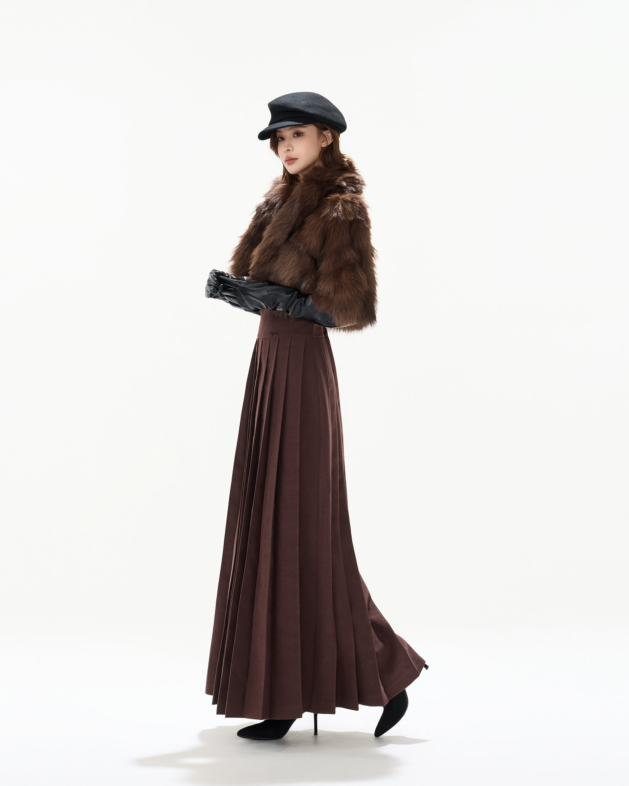 CYGNENOYR Brushed Lace-Back Pleated Maxi Dress Brown