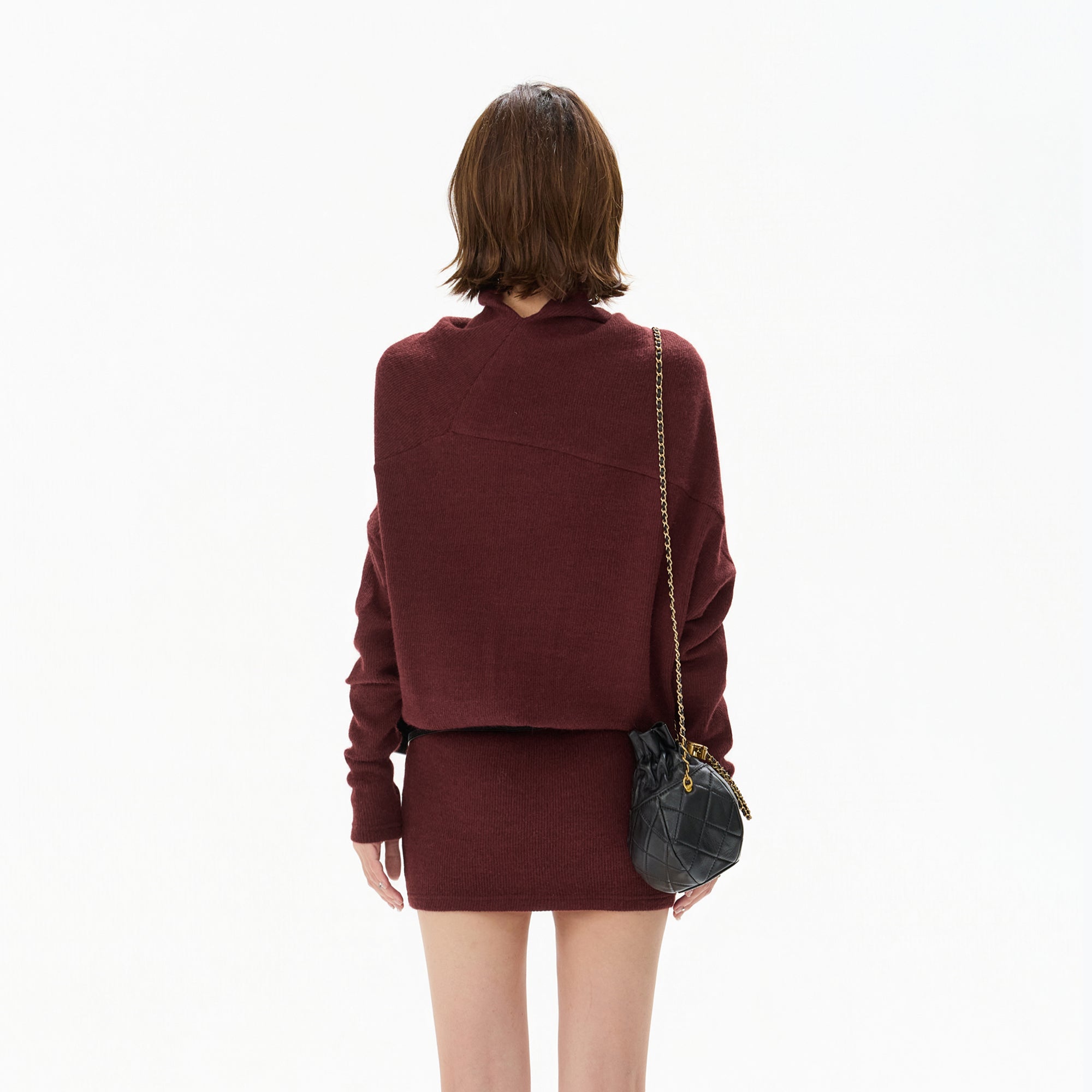 CYGNENOYR Slouch Neck Batwing Knit Dress Wine