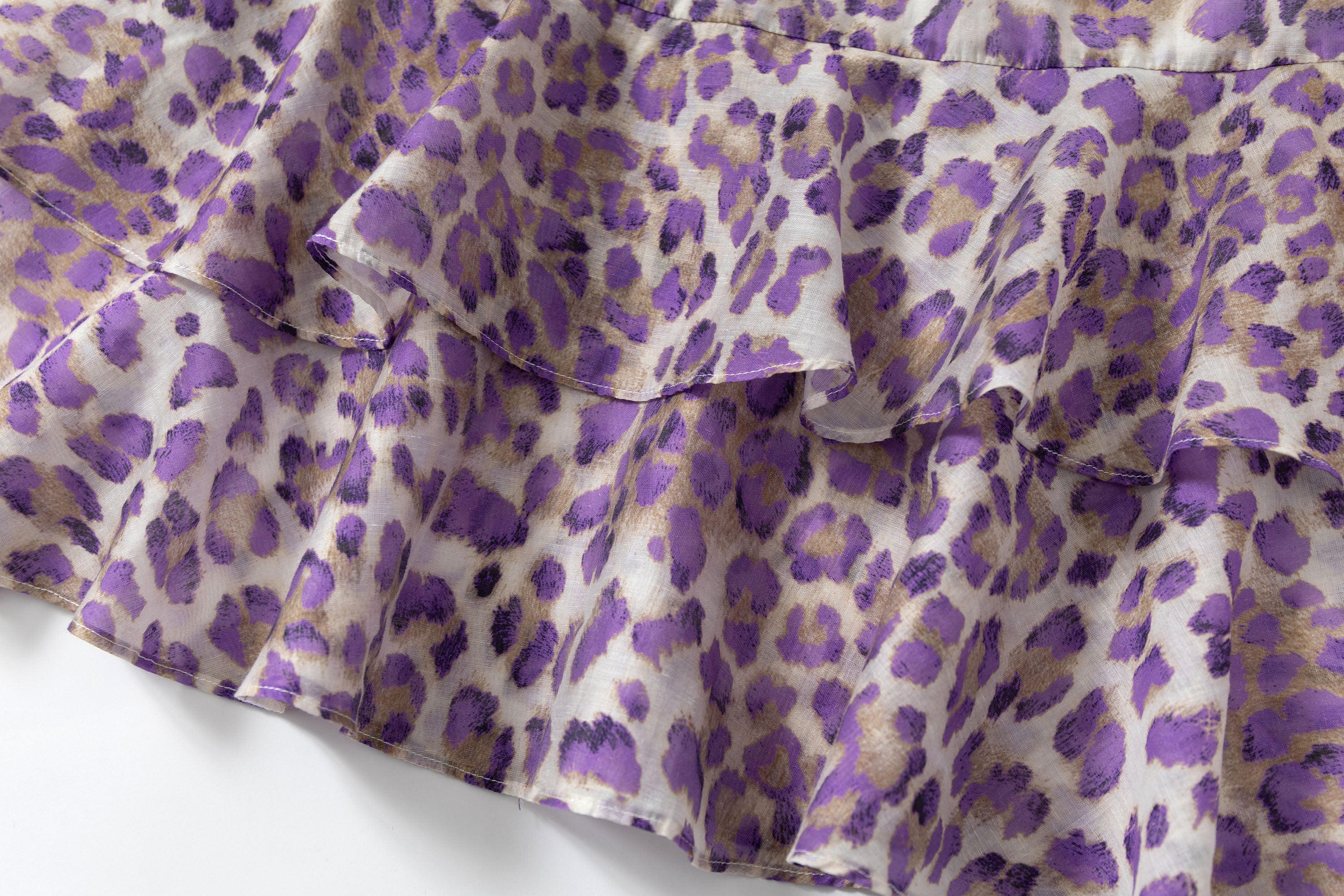 MUSE NAPS Leopard Halter Neck Wave-Hem Tank Top