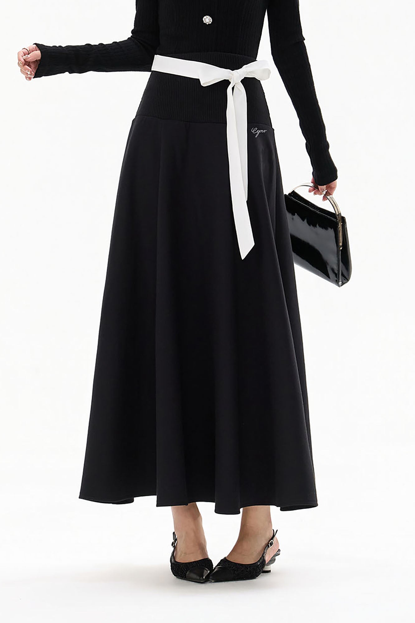 CYGNENOYR Ribbed-Waist Maxi Skirt with Contrast Ribbon