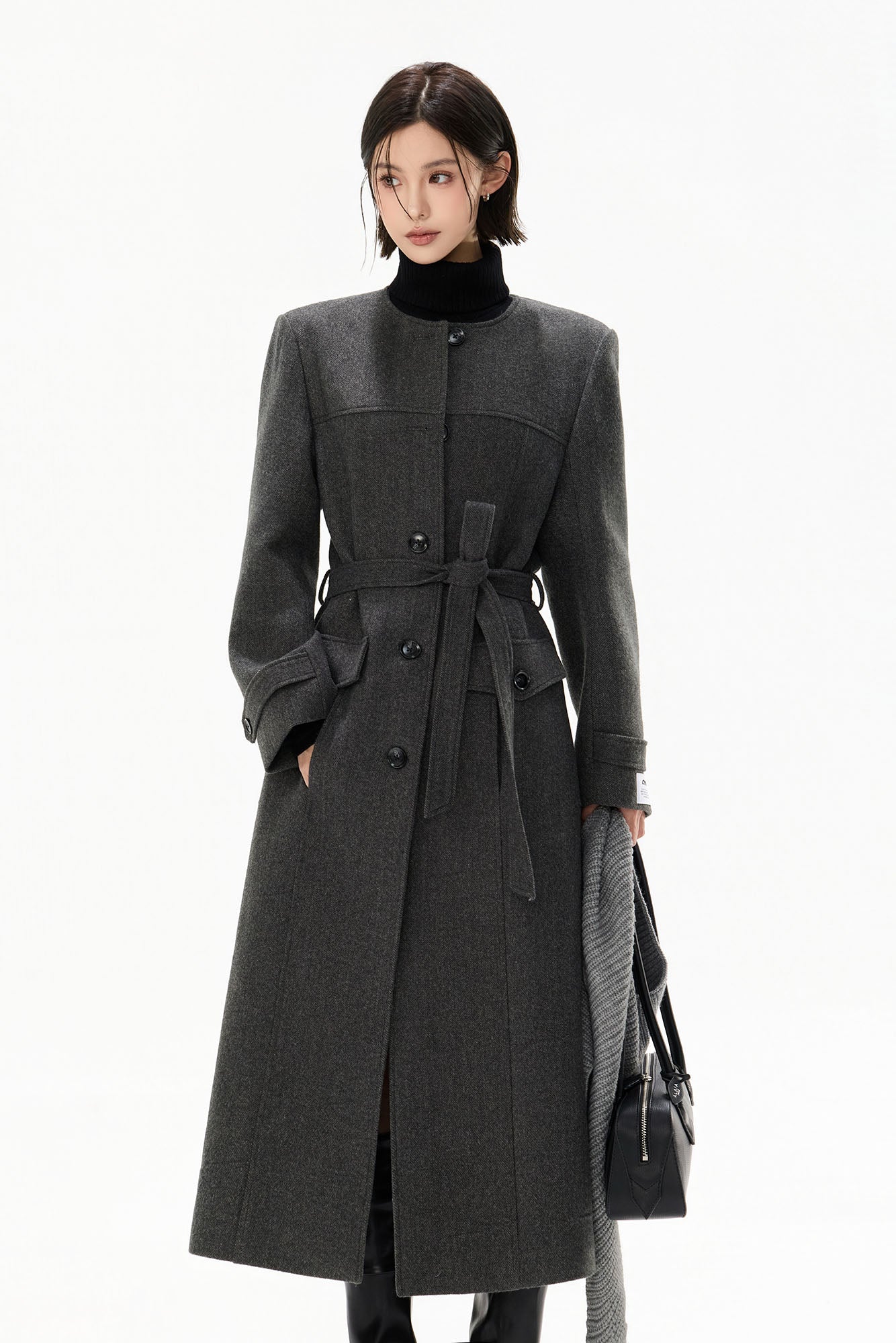 CYGNENOYR Classic Belted Longline Coat with Knit Cape