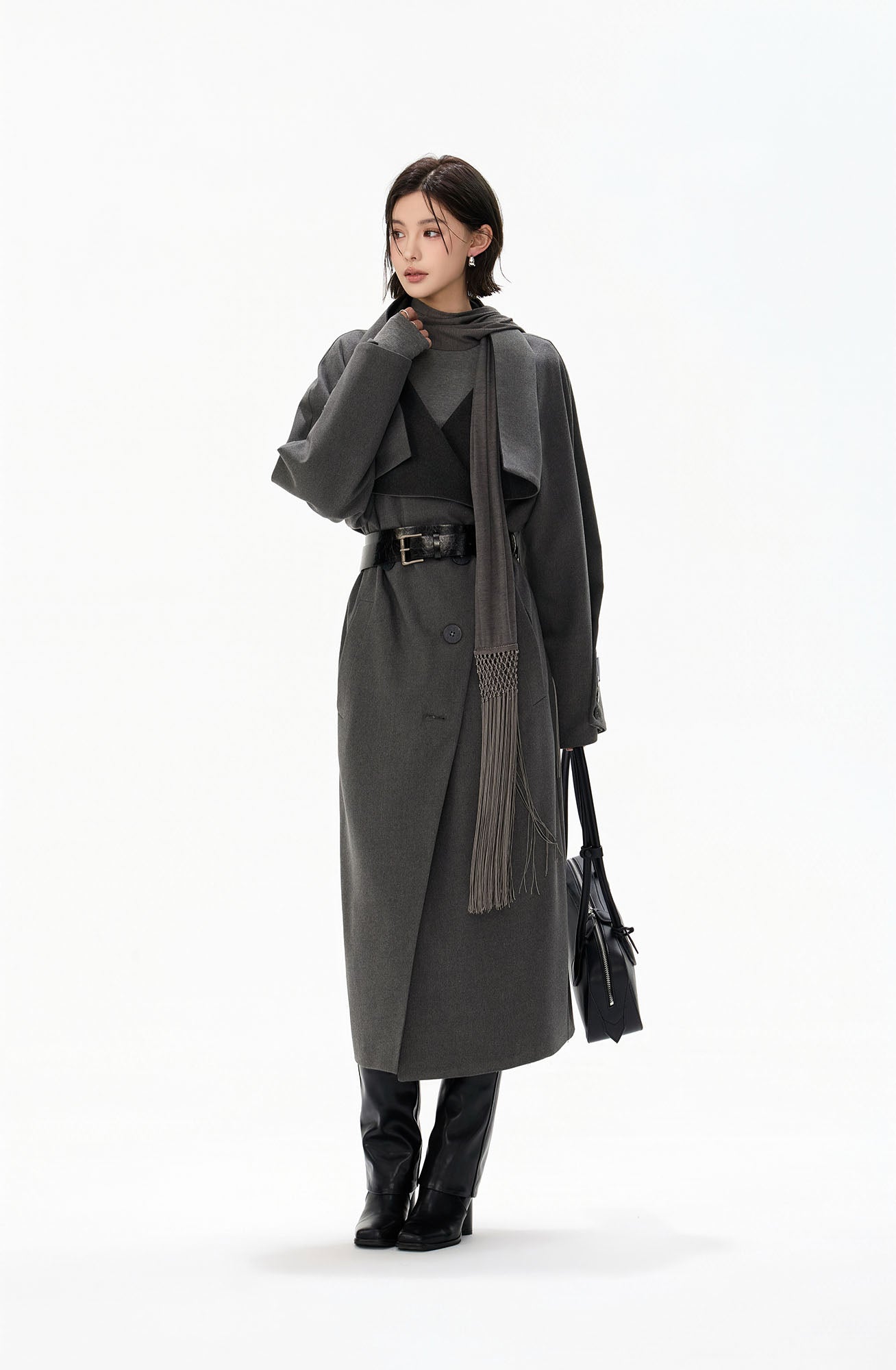 CYGNENOYR Draped Lapel Double-Breasted Coat