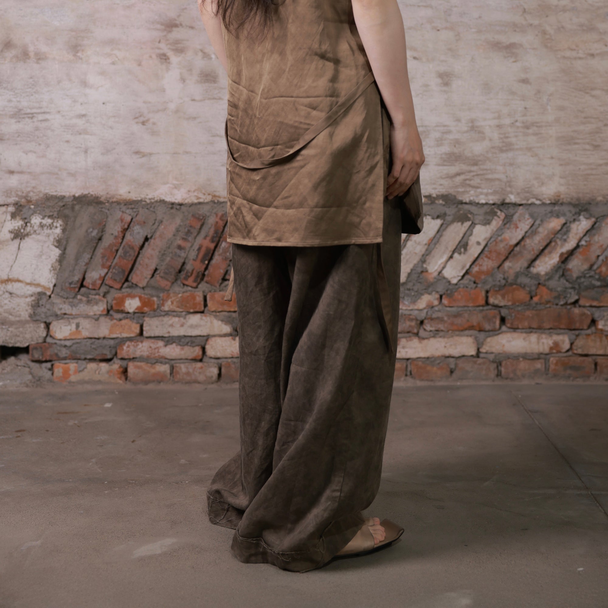 INCH LIM Contrast-Trim Drawstring Wide-Leg Pants