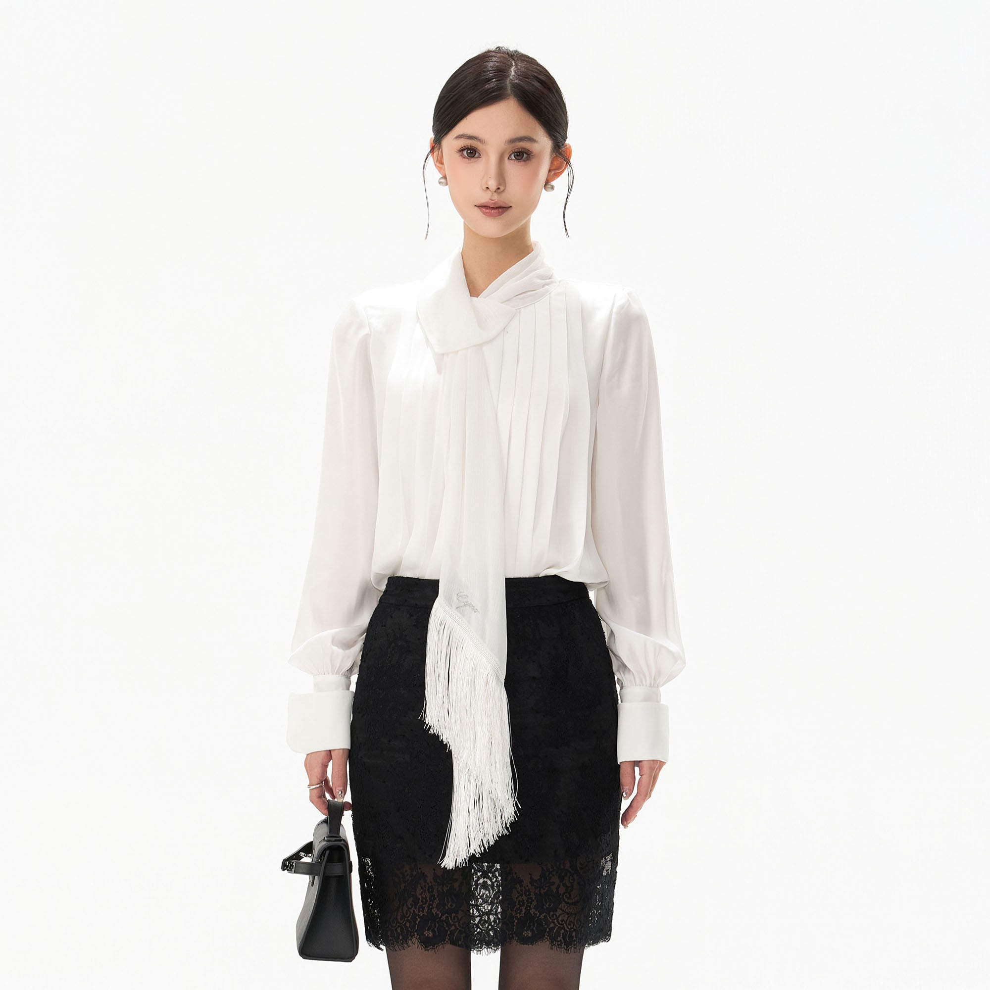 CYGNENOYR Pleated Fringe Tie-Neck Shirt