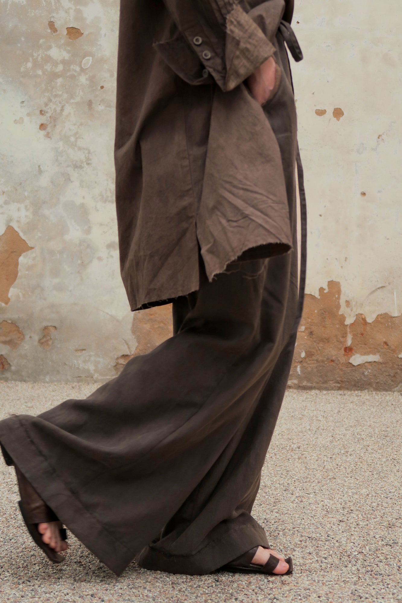 INCH LIM Contrast-Trim Drawstring Wide-Leg Pants
