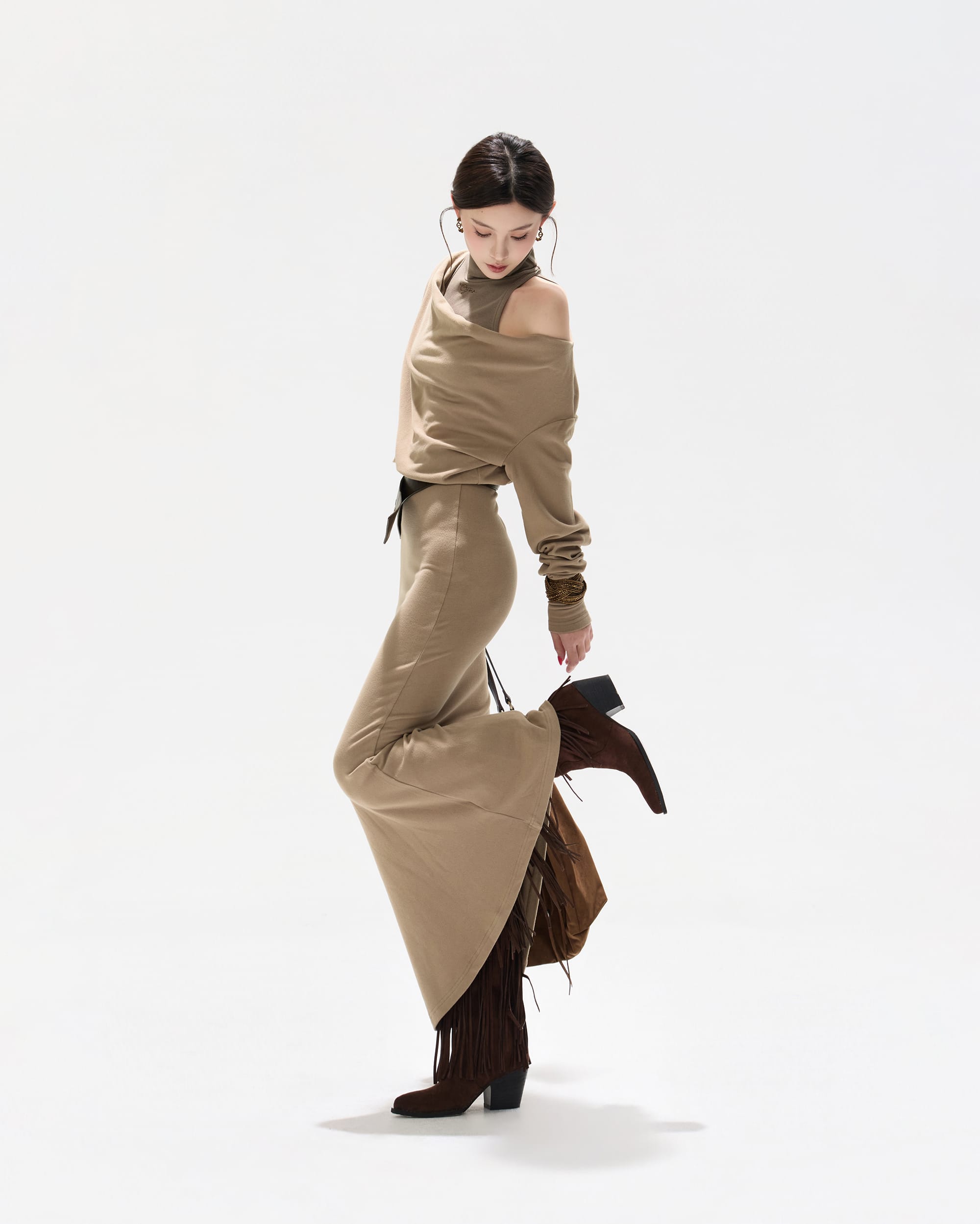 CYNR Off-Shoulder Cowl Layered Knit Mermaid Dress