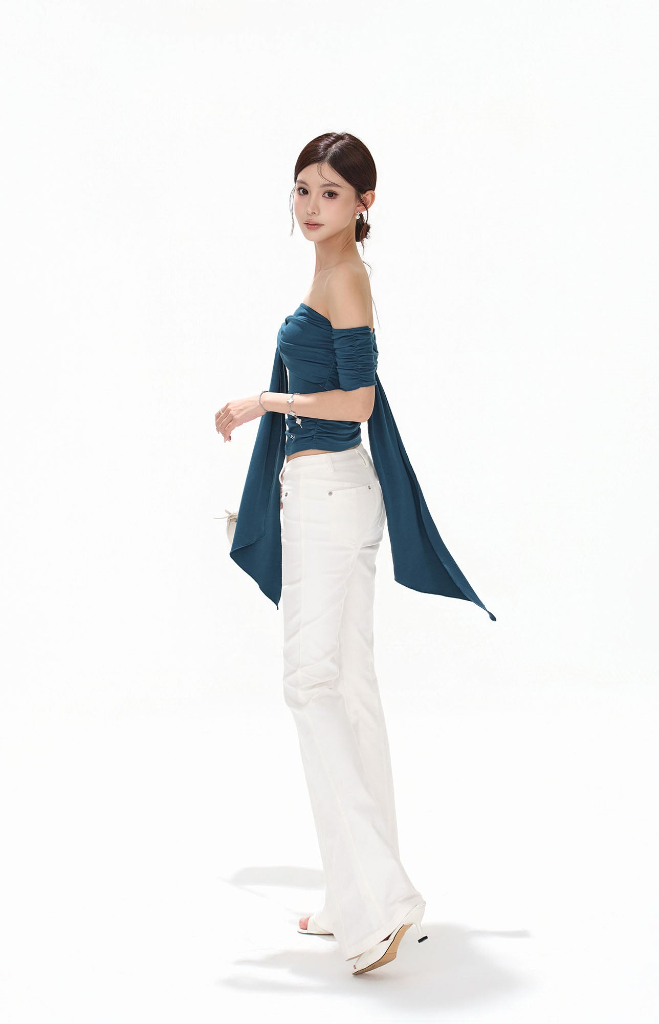 CYNR Twist-Drape Off-Shoulder Top Blue