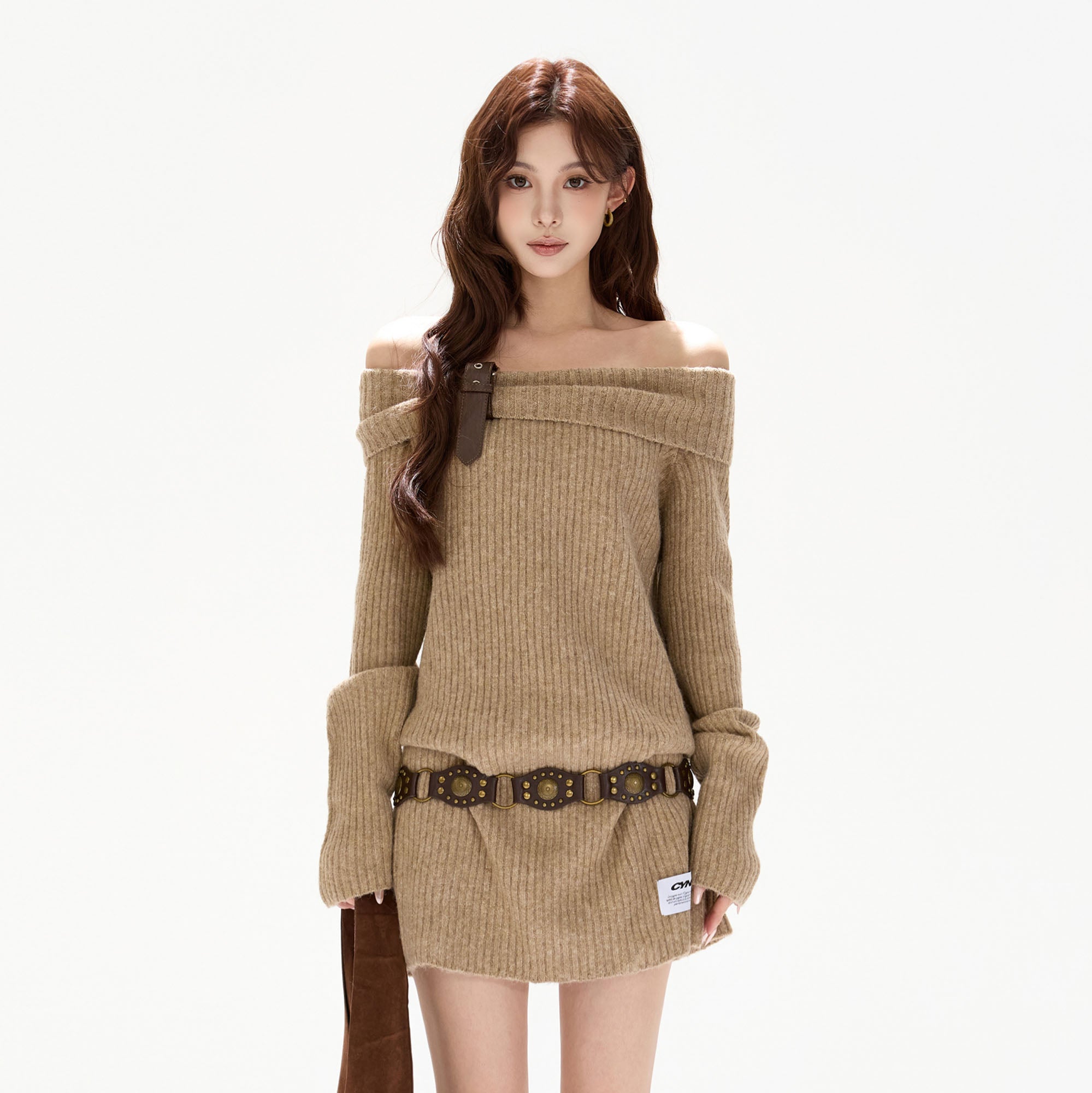 CYGNENOYR Off-Shoulder Ribbed Knit Mini Dress