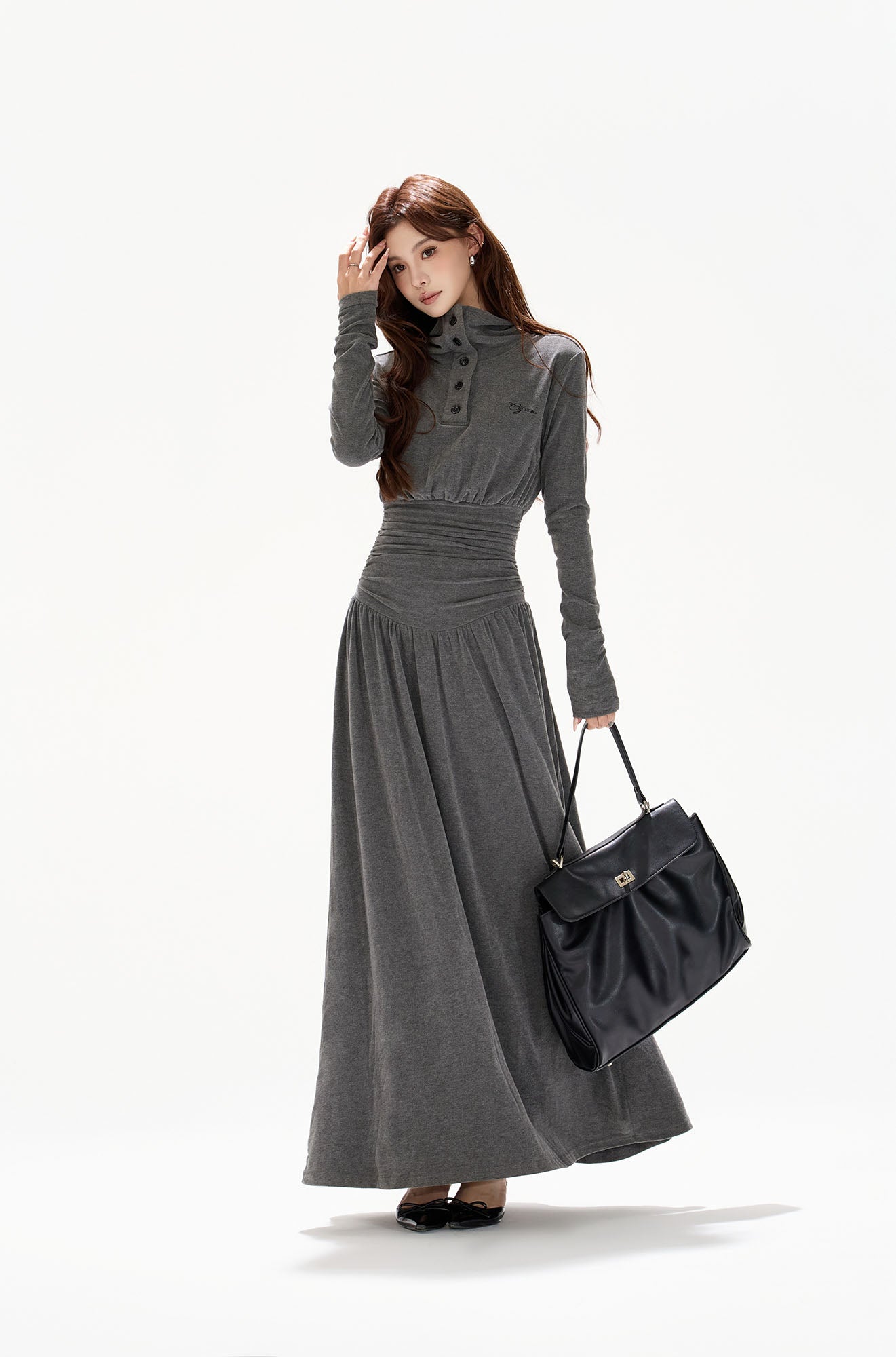 CYGNENOYR Ruched High-Neck Paneled Maxi Dress