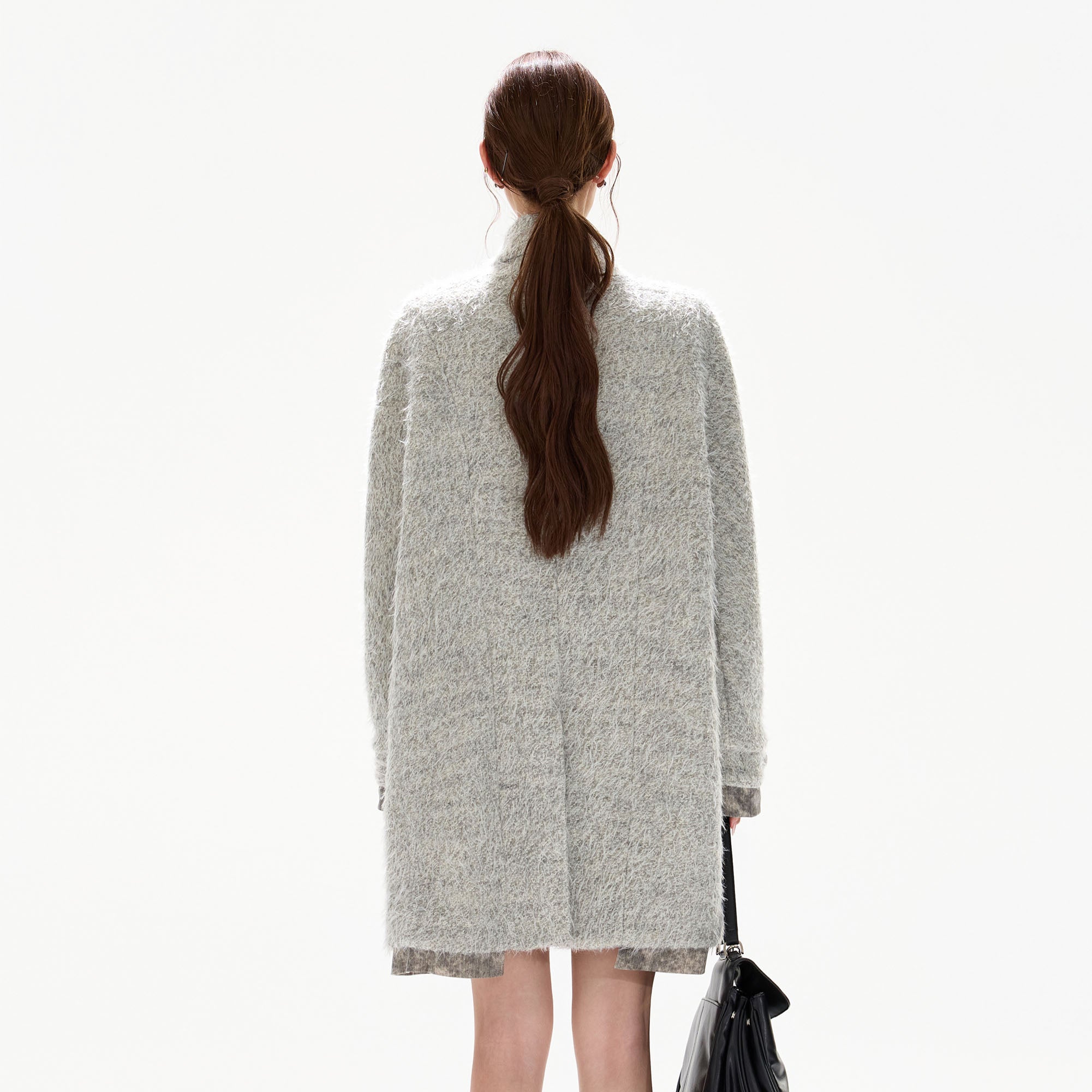 CYGNENOYR Asymmetric Fuzzy Wool-Blend Coat