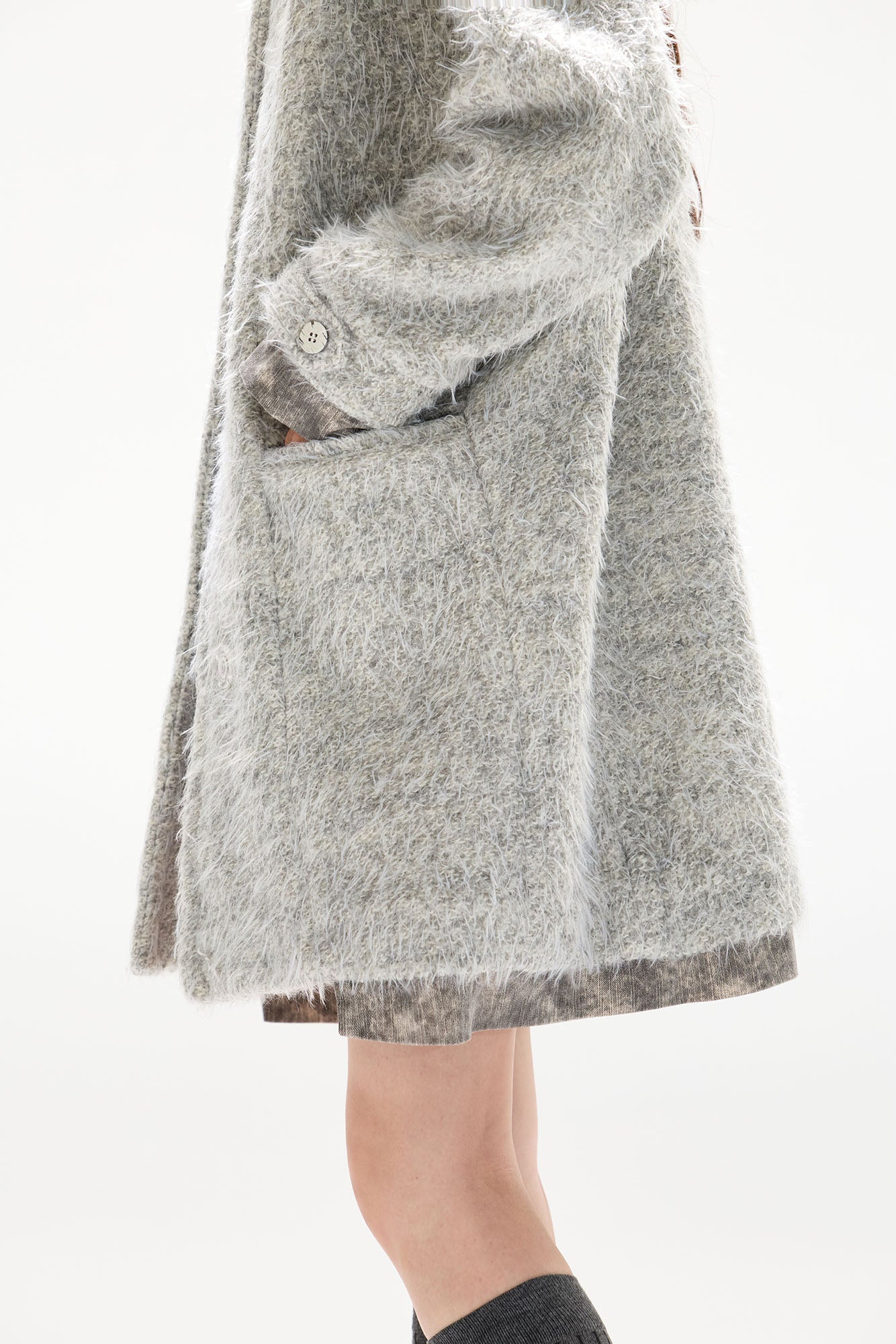 CYGNENOYR Asymmetric Fuzzy Wool-Blend Coat