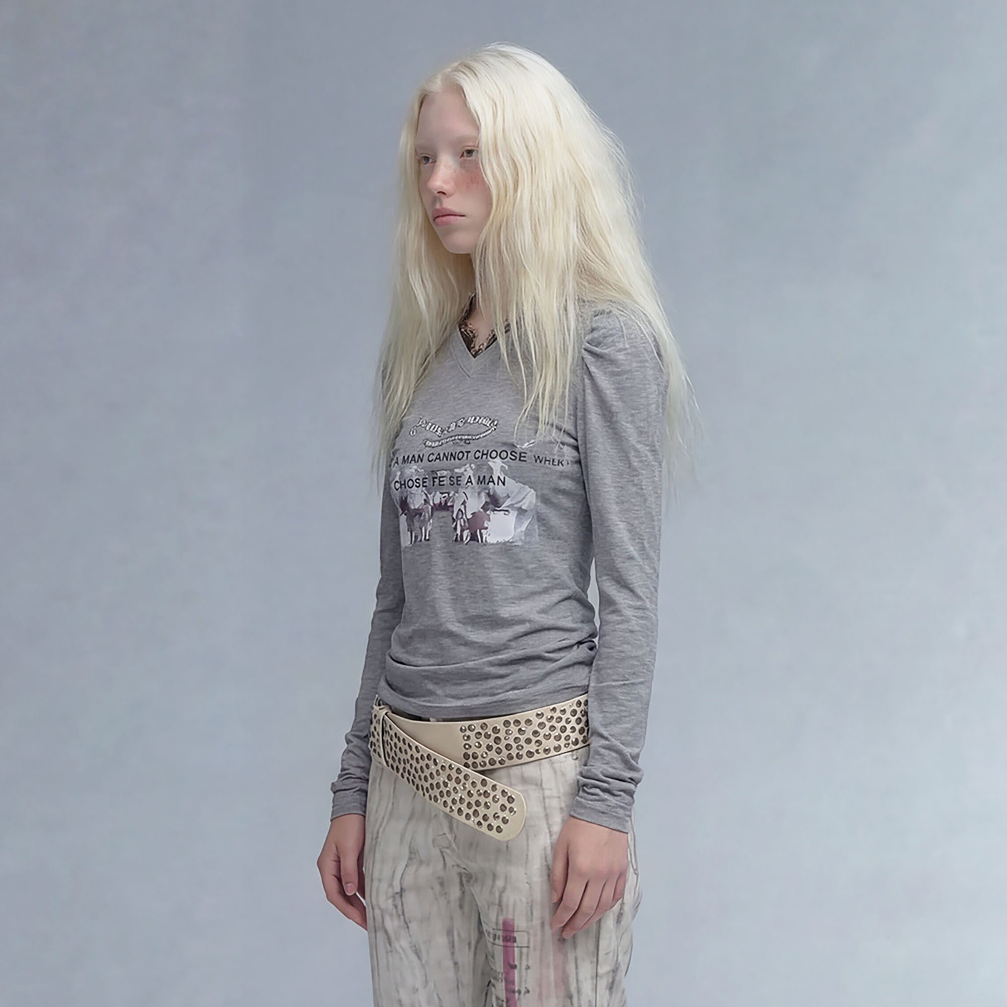 EMOHA Lace Back Graphic Long-Sleeve Tee
