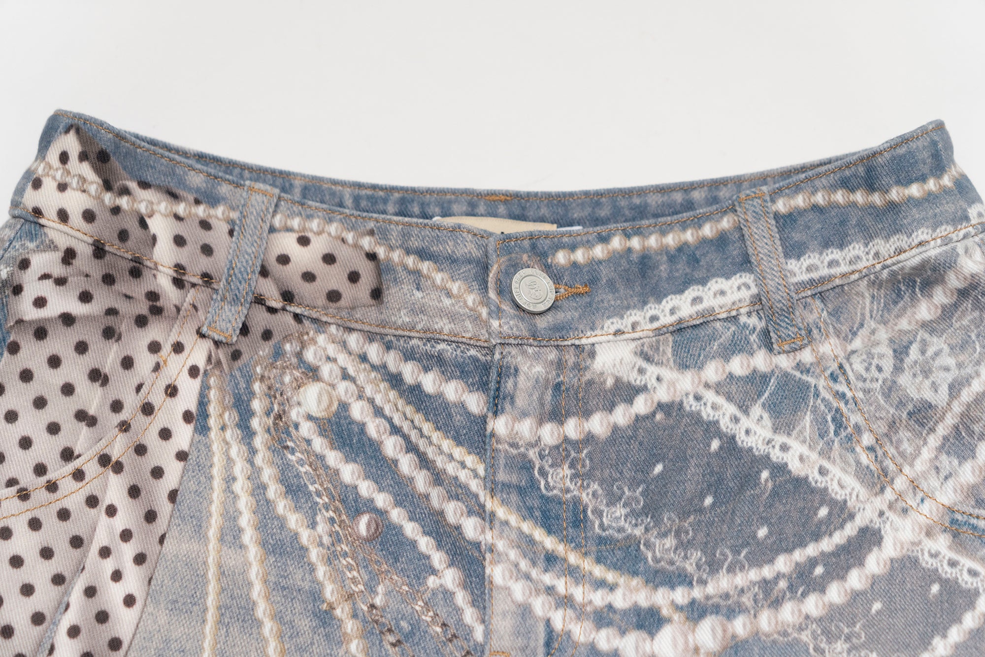 MOF Pearl Chain Graphic Washed Curved Jeans