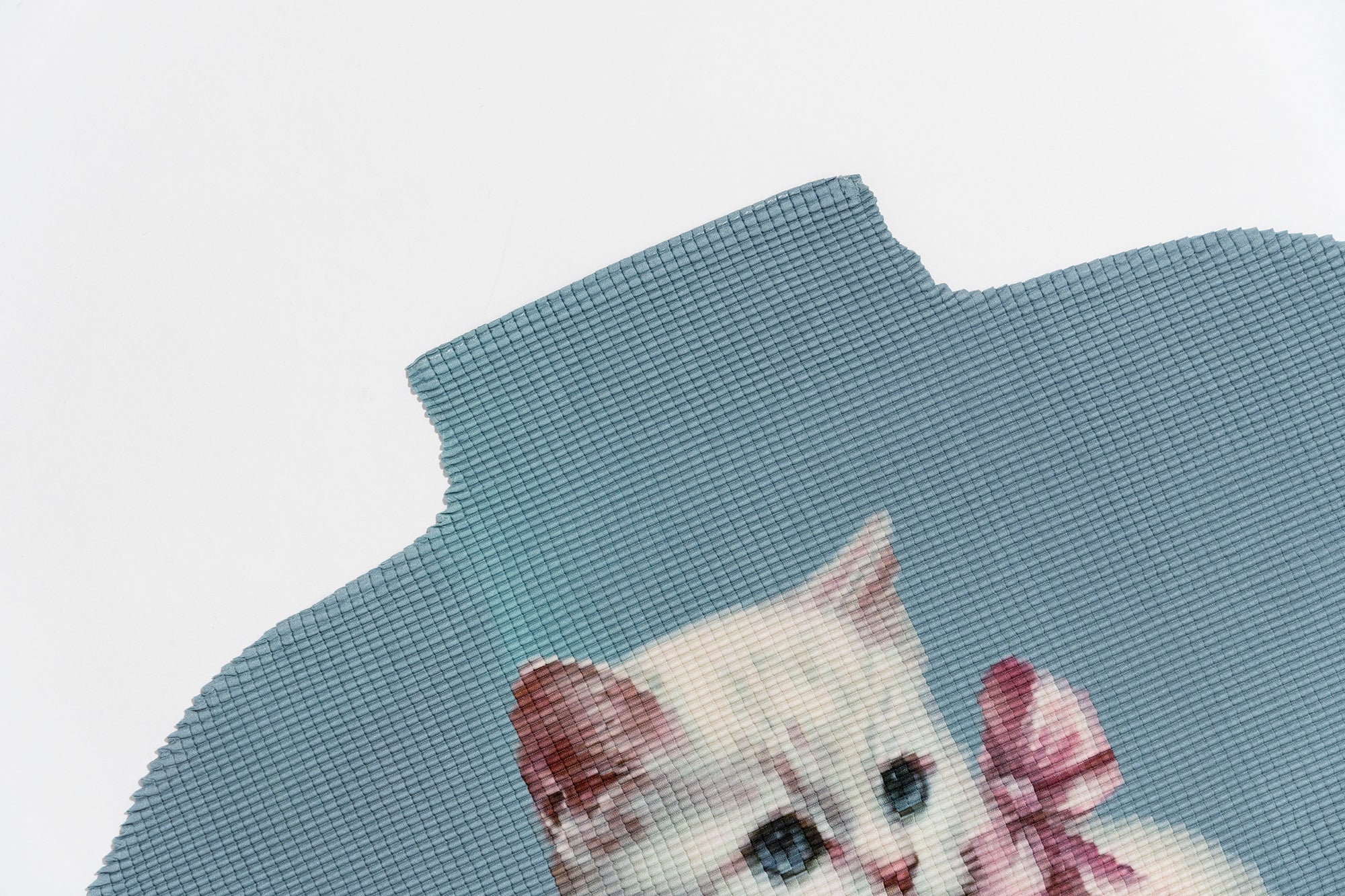 MOF Bow Kitten Graphic Pleated T-Shirt