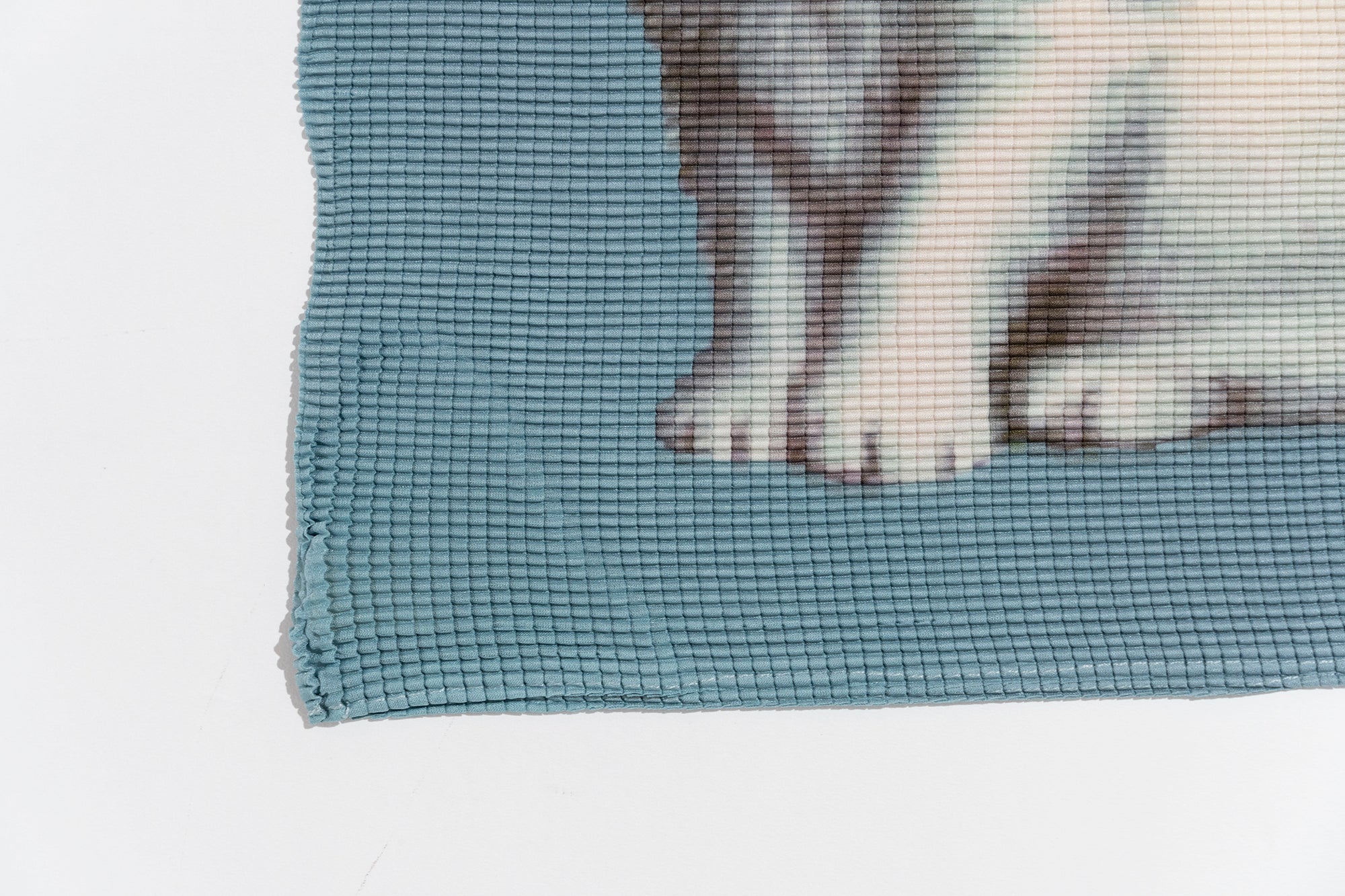 MOF Bow Kitten Graphic Pleated T-Shirt