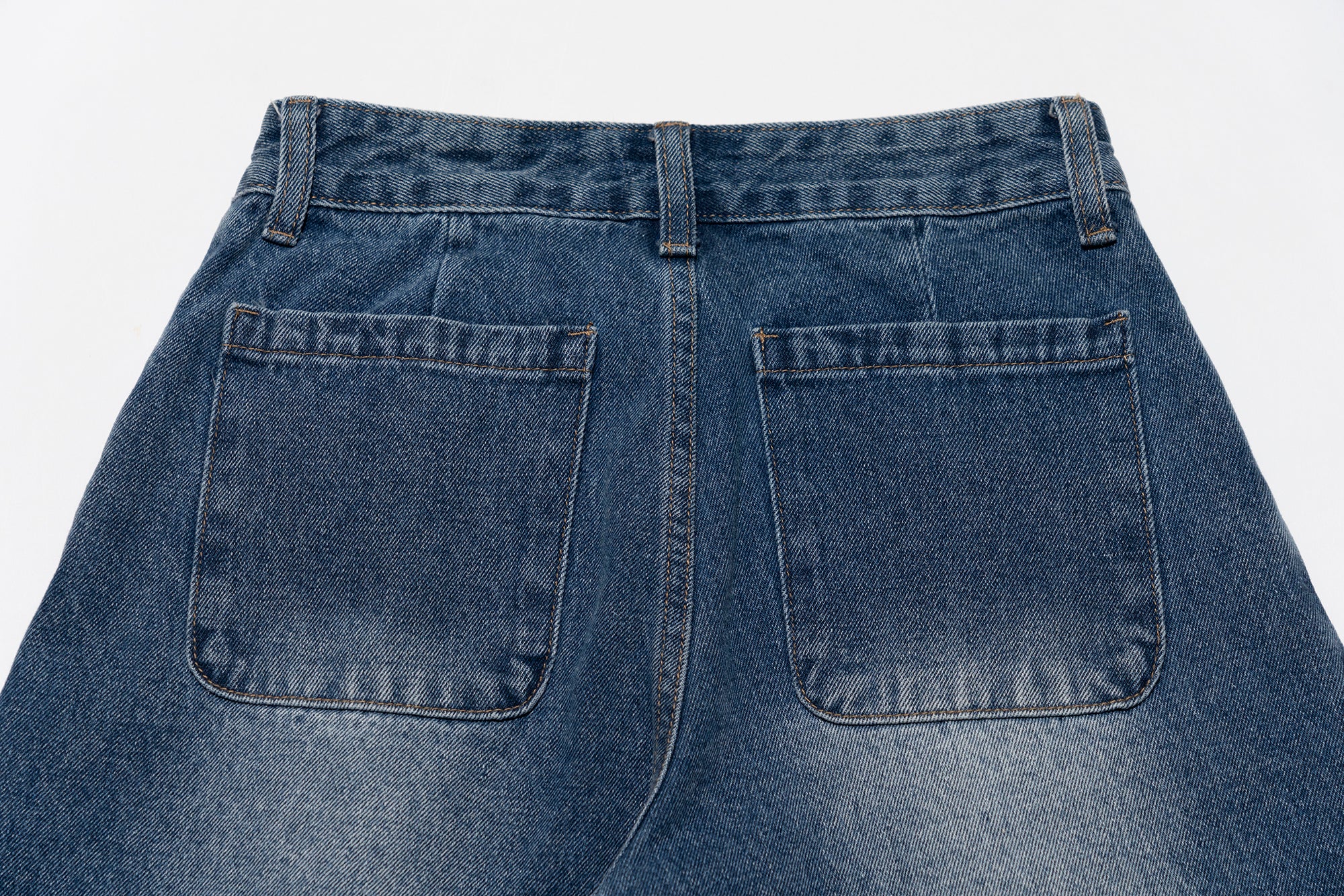 MOF Lace Bow Wide-Leg Cropped Jeans