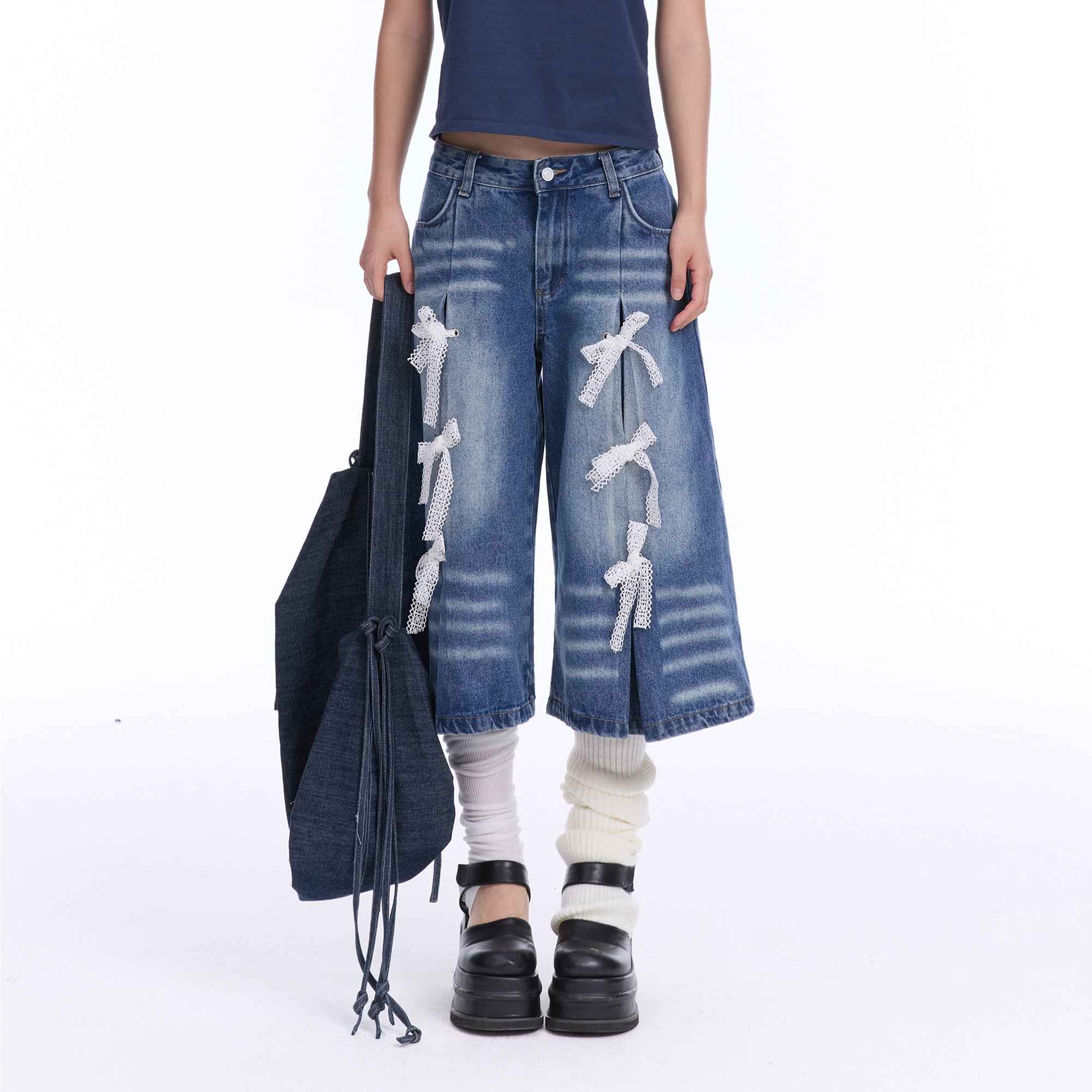 MOF Lace Bow Wide-Leg Cropped Jeans