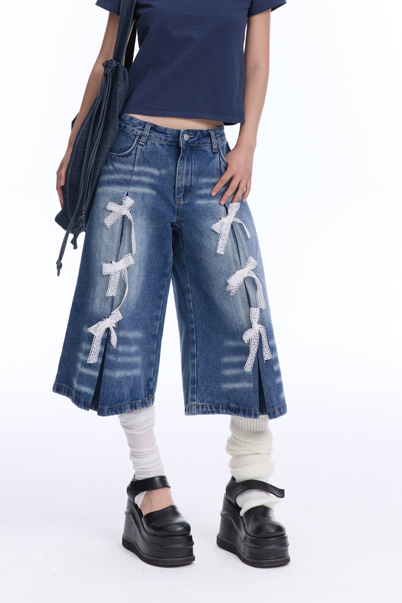 MOF Lace Bow Wide-Leg Cropped Jeans