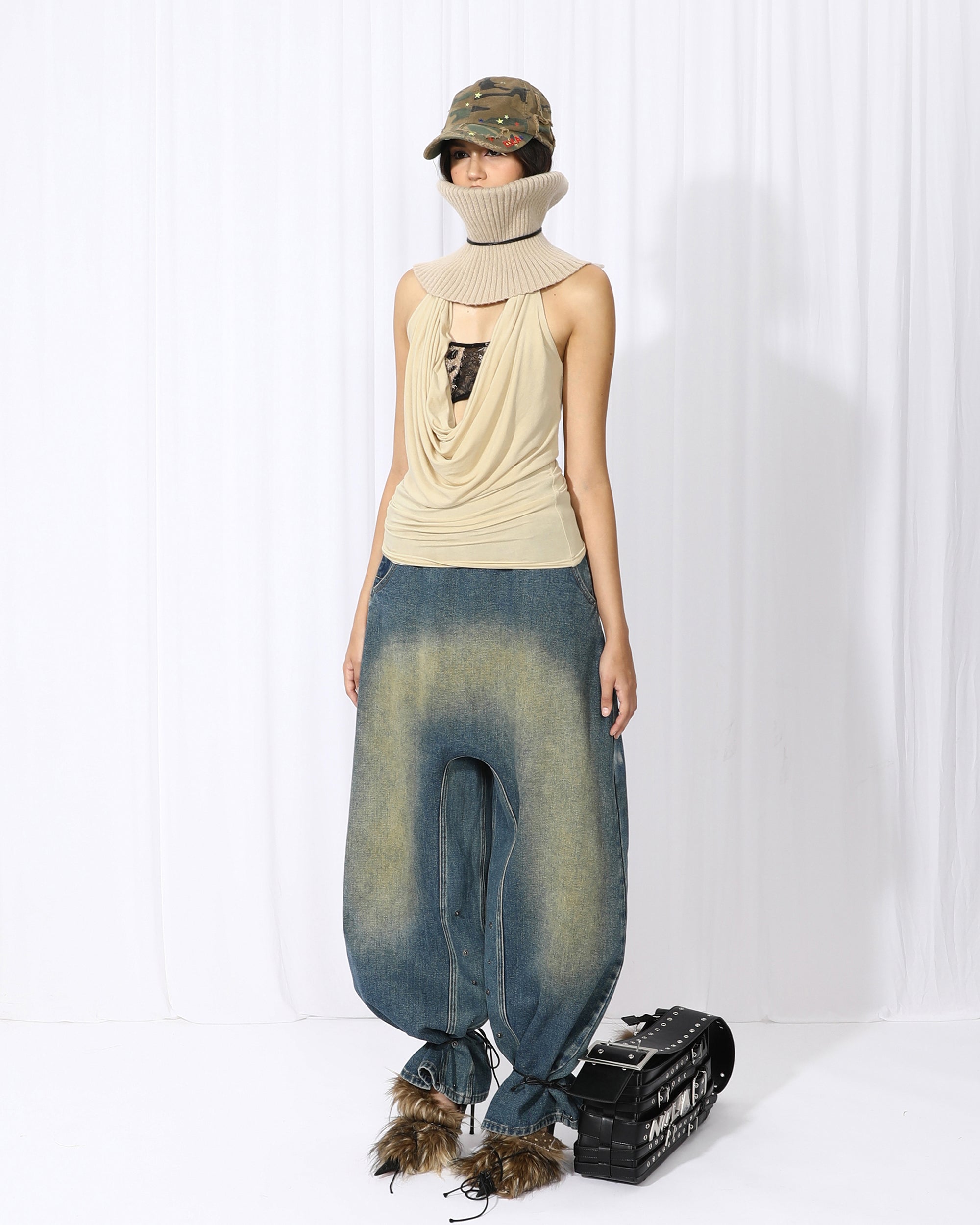 NEVER OFFEND L ANGEL Cowl-Neck Nude Knit Halter Top