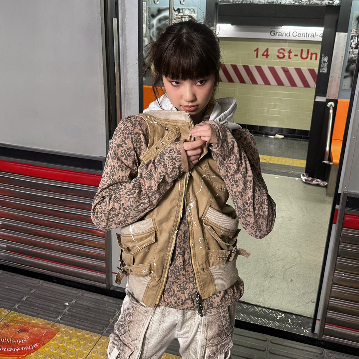 FULLTIDE Paint-Splattered Detachable-Sleeve Washed Cargo Jacket