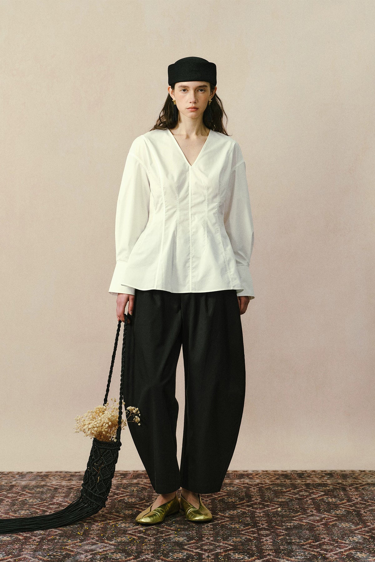 YUANYE Essential Pleated Barrel-Leg Pants