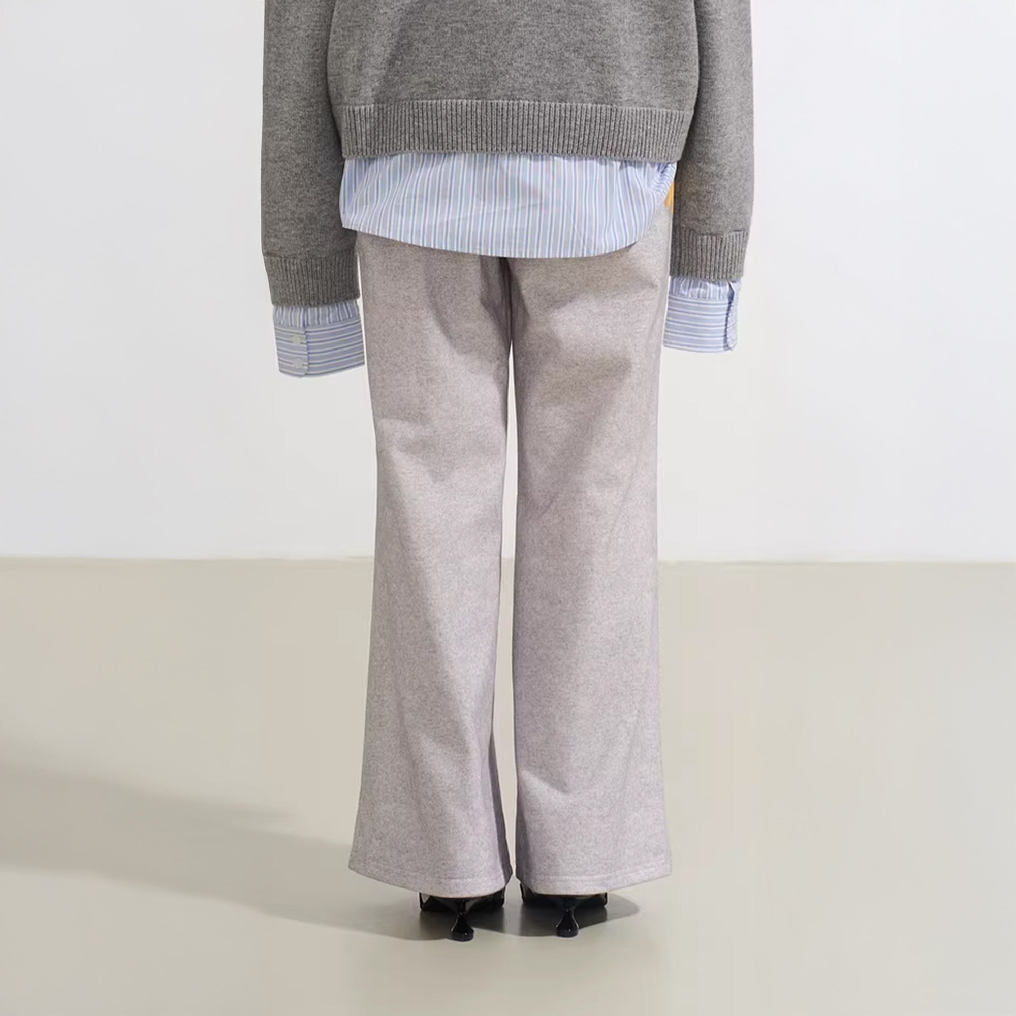 SOFITTE Lace & Chain Full-Print Sweatpants