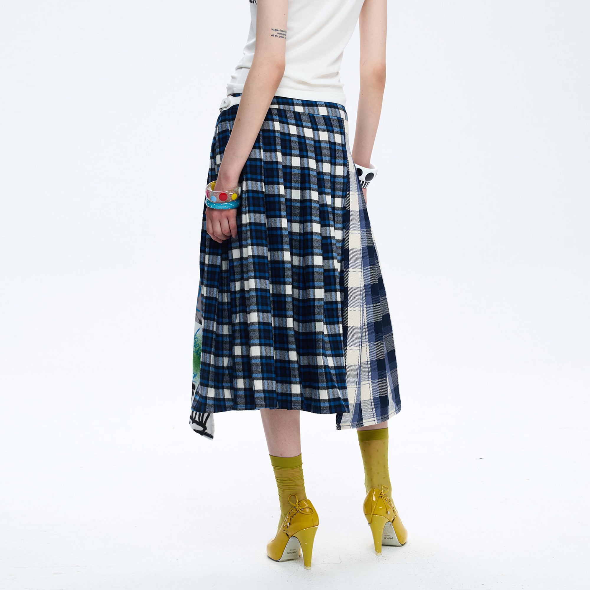 FULLTIDE Asymmetric Plaid Spliced Graffiti Skirt