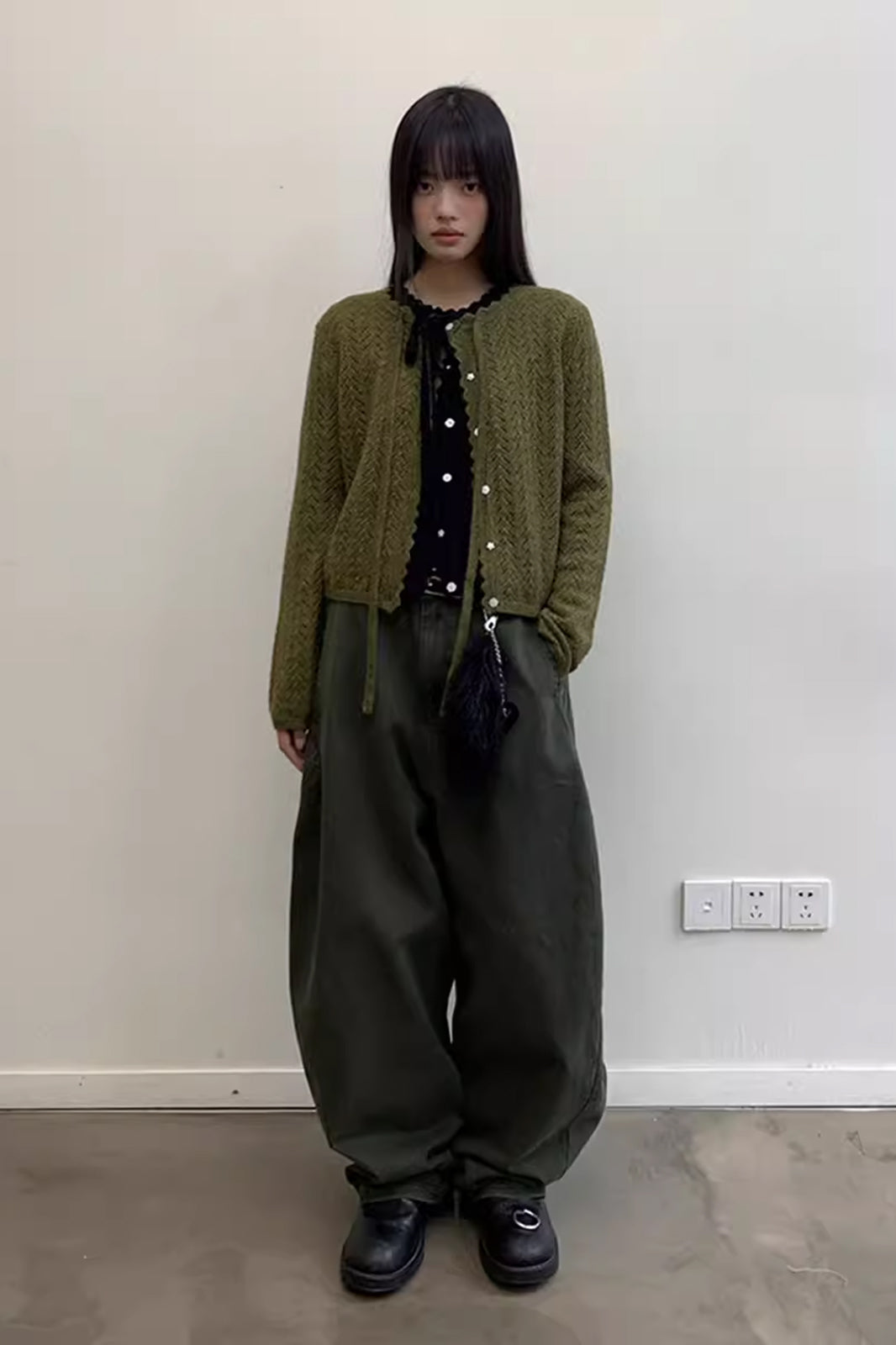 NEVERSEEZ Dual-Seam Side-Pocket Barrel-Leg Utility Pants