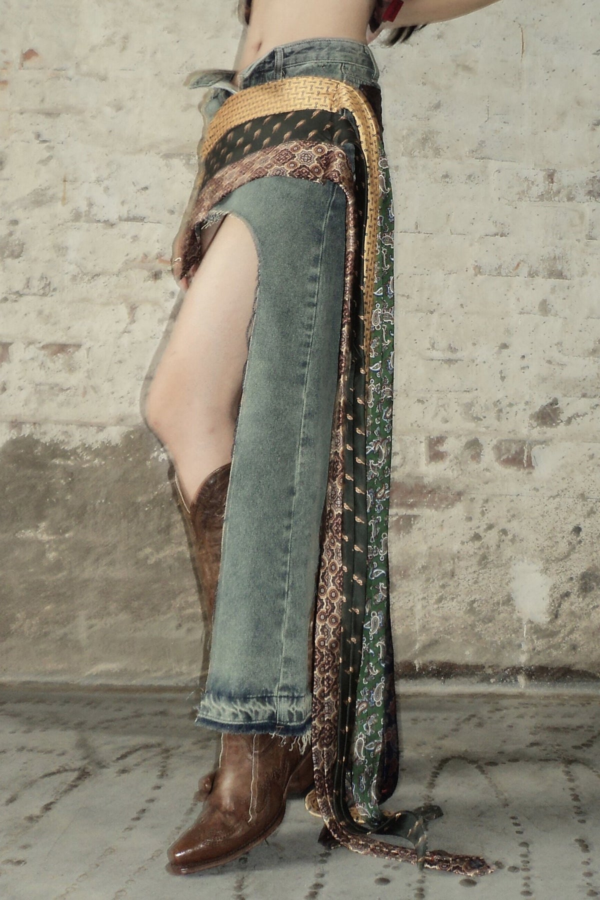 HUNGRAS Tie-Spliced Distressed Denim Skirt